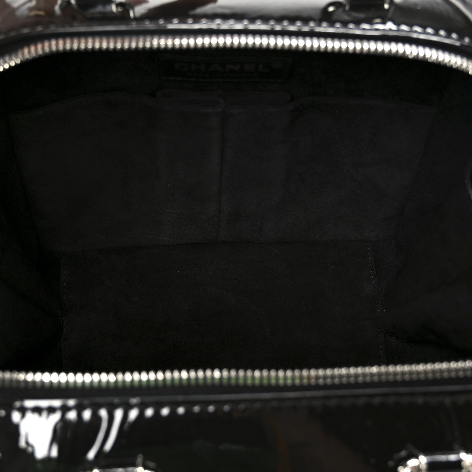 PATENT QUILTED TRAVEL KIT VANITY CASE BLACK