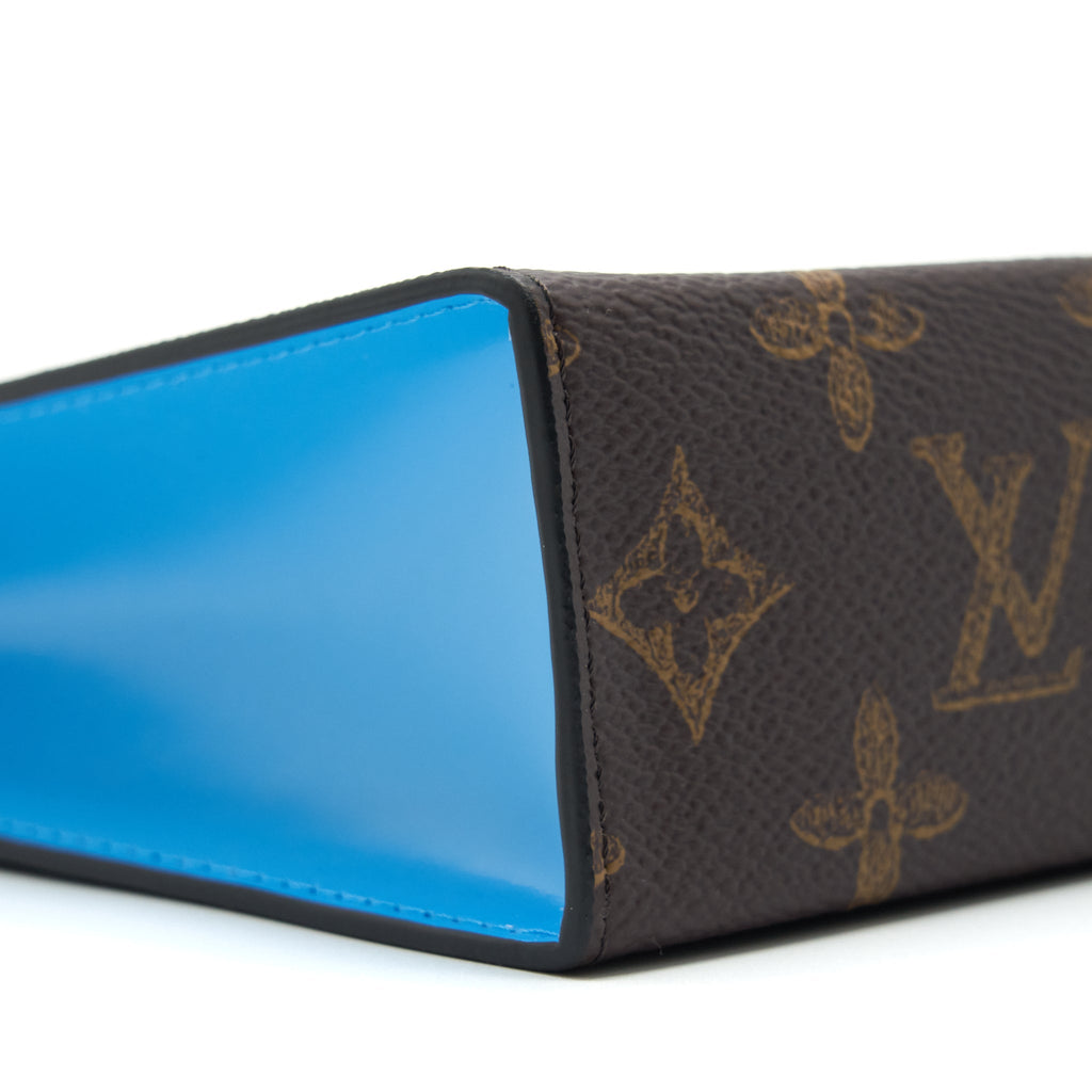 TOILETRY POCHETTE 26 VOYAGE NO.7 LIMITED MONOGRAM CANVAS GHW