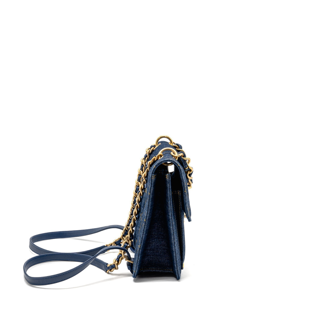 23S FLAP BACKPACK DENIM BLUE GHW (MICROCHIP)