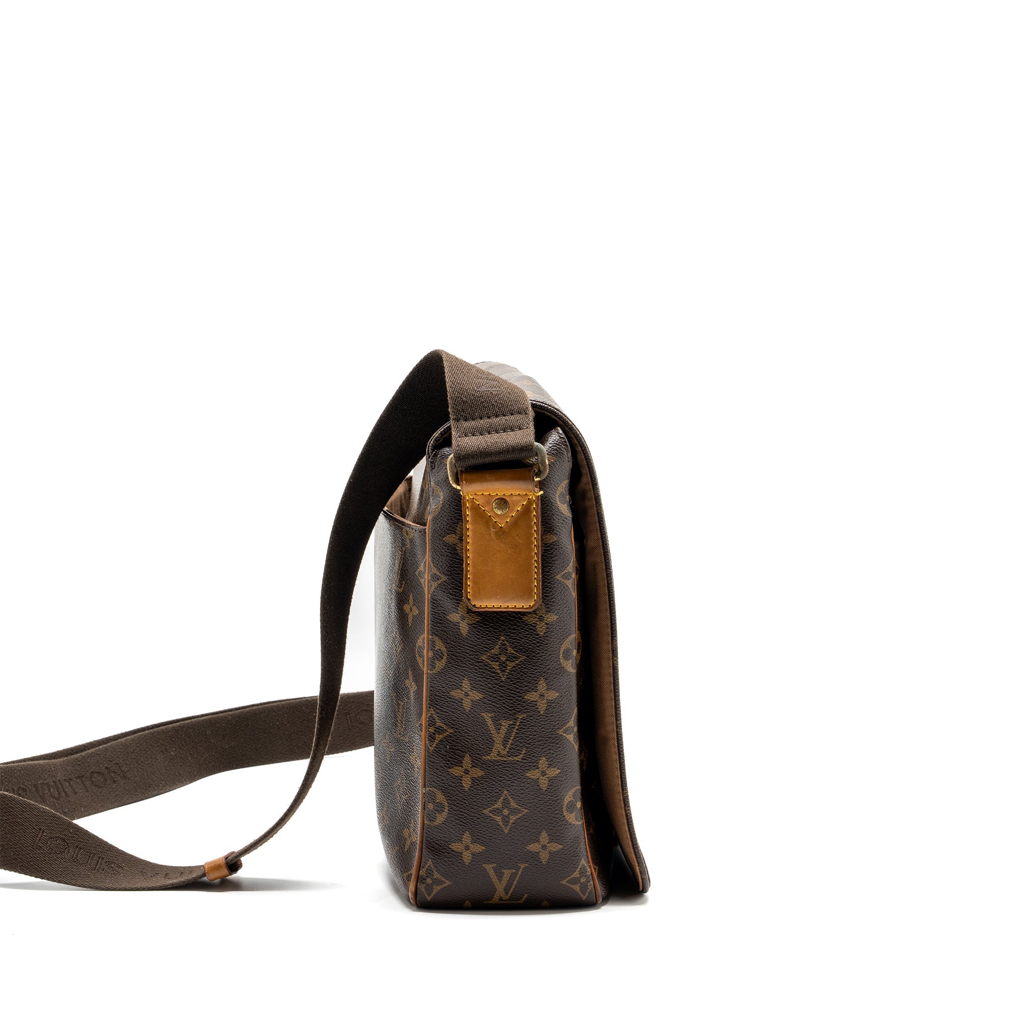 MEN’S MESSENGER BAG MONOGRAM CANVAS GHW