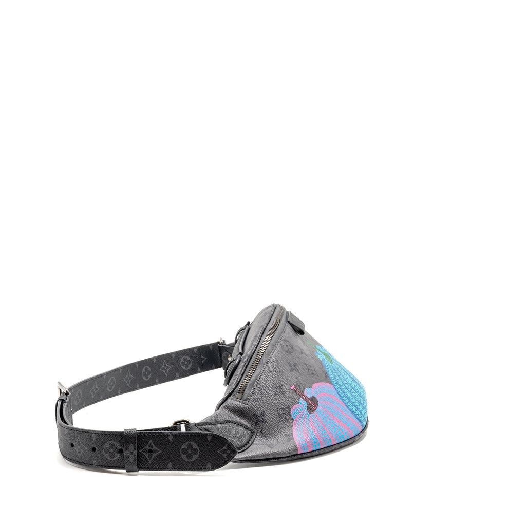 X YAYOI KUSAMA REVERSE MONOGRAM ECLIPSE MAXI BUMBAG CANVAS GREY/ MULTICOLOUR DARK SILVER HARDWARE