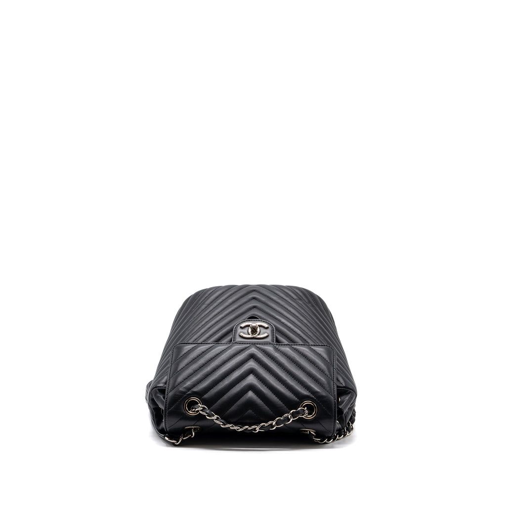 SMALL URBAN SPIRIT BACKPACK CHEVRON CALFSKIN BLACK SHW