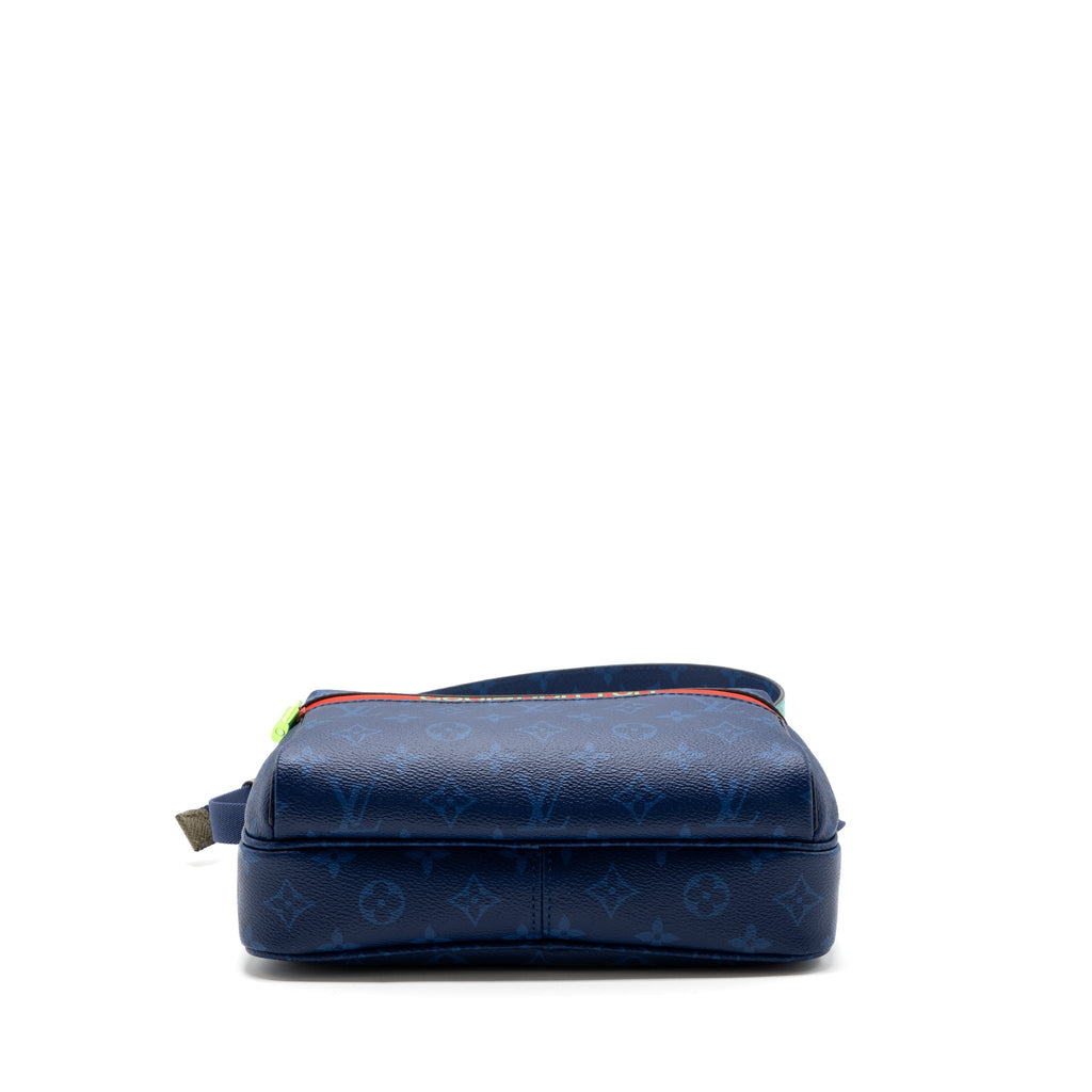 MESSENGER BAG MONOGRAM CANVAS PACIFIC BLUE/ MULTICOLOUR HARDWARE