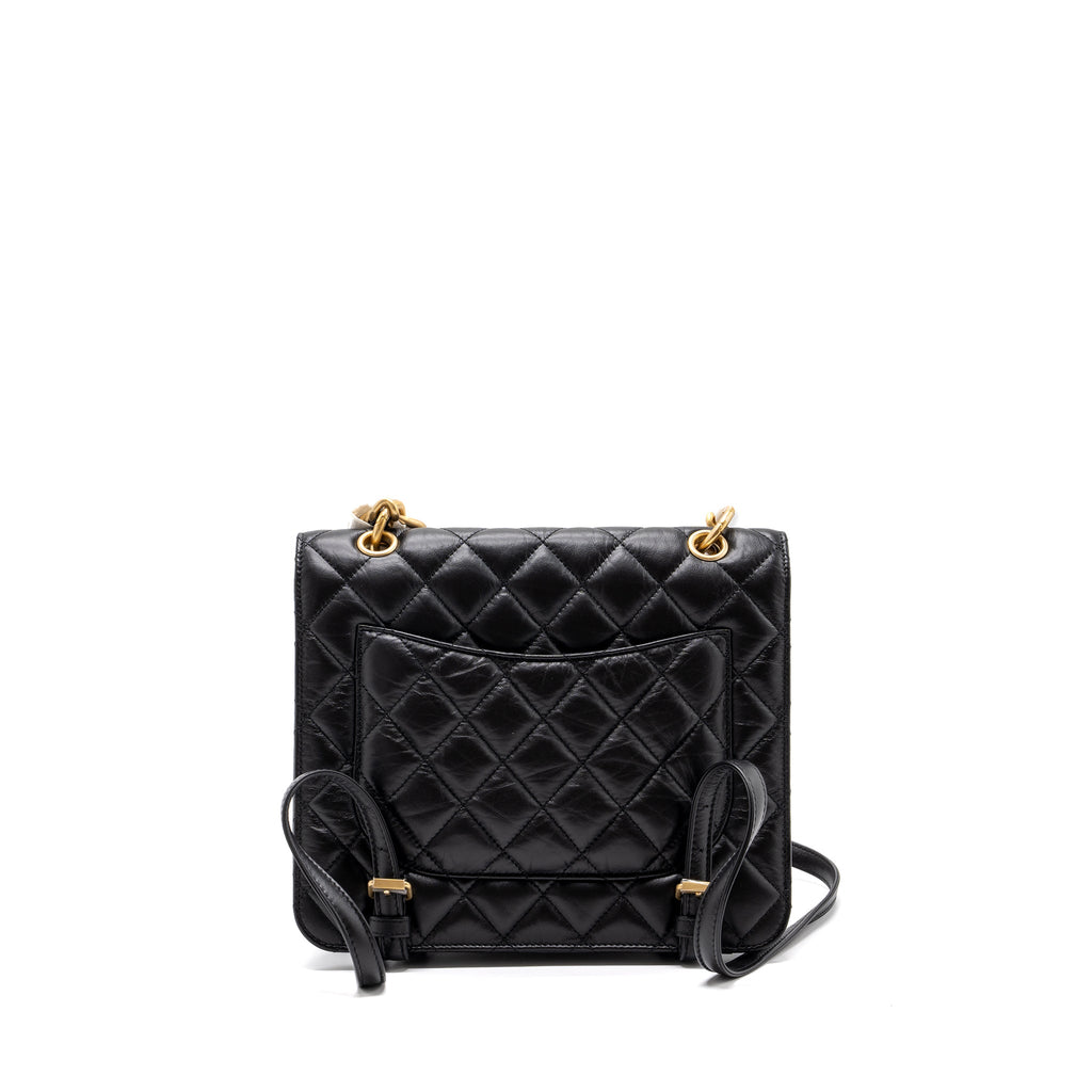 23S FLAP BACKPACK CALFSKIN BLACK BRUSHED GHW (MICROCHIP)