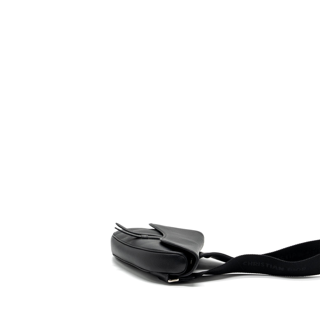 HOMME SADDLE BAG CALFSKIN BLACK SHW