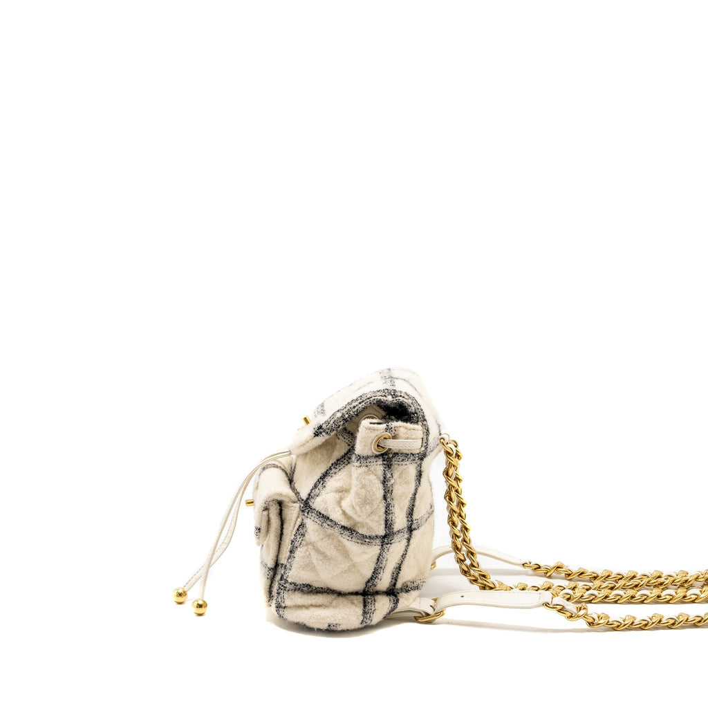 DUMA BACKPACK FABRIC WHITE/MULTICOLOUR GHW (MICROCHIP)