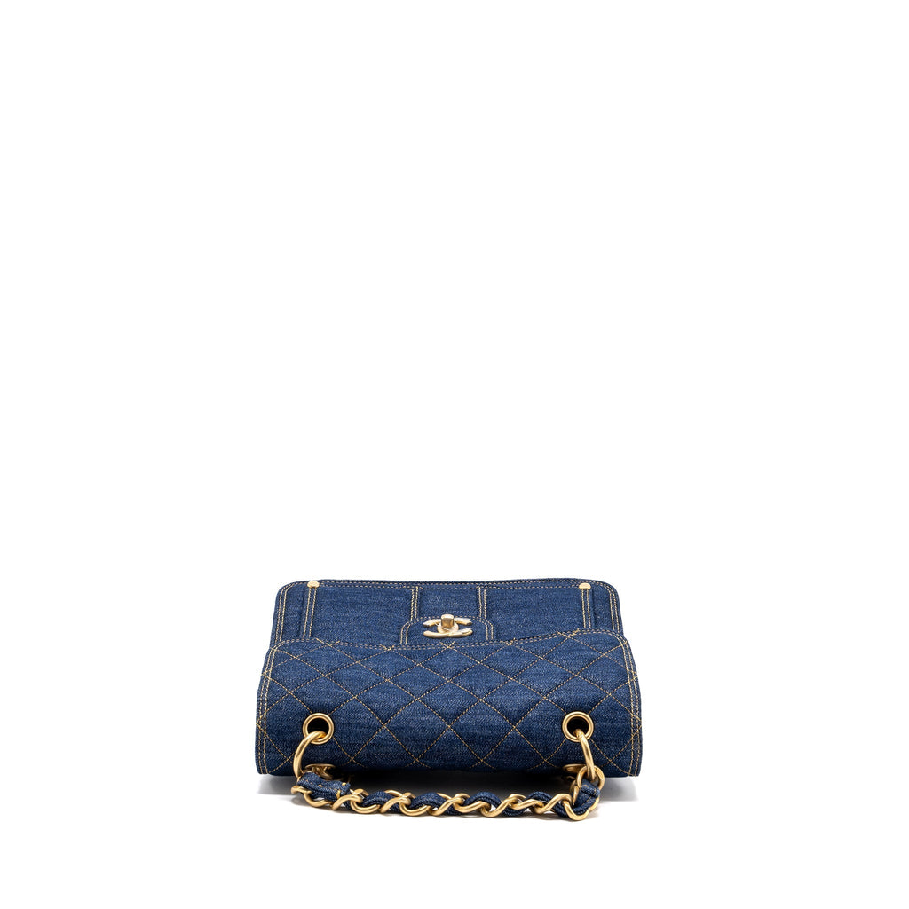23S FLAP BACKPACK DENIM BLUE WITH GHW (MICROCHIP)
