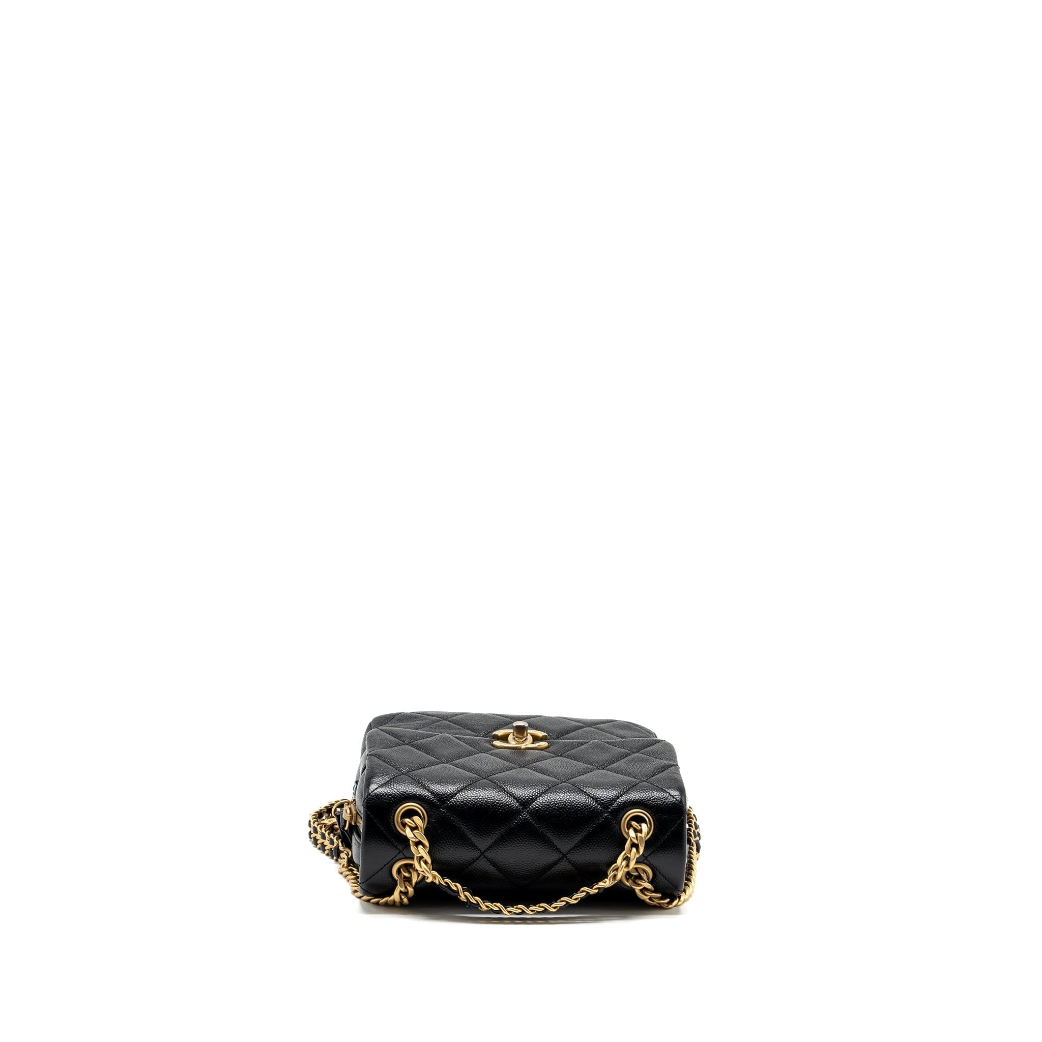 QUILTED FLAP BACKPACK CAVIAR BLACK GHW (MICROCHIP)