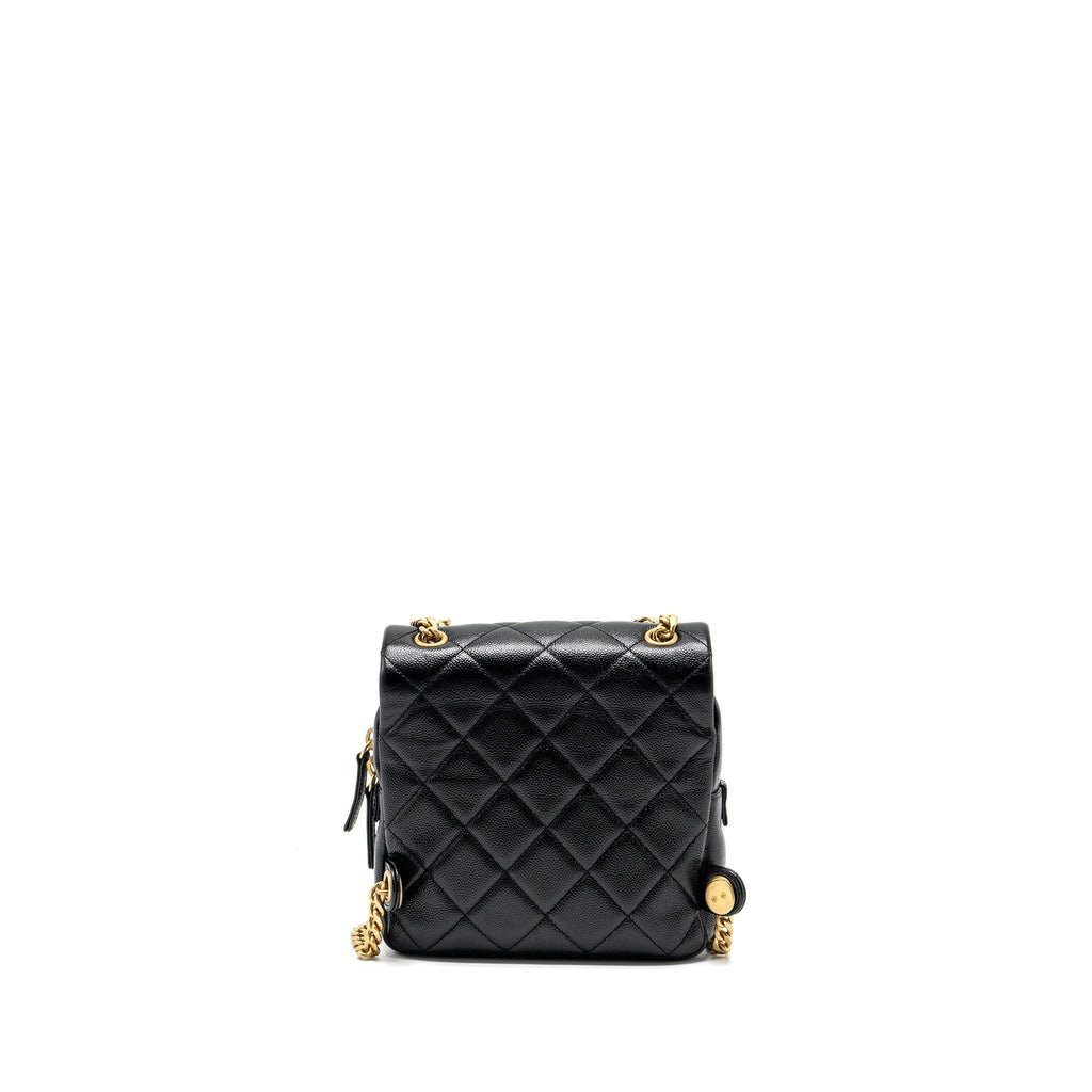 QUILTED FLAP BACKPACK CAVIAR BLACK GHW (MICROCHIP)