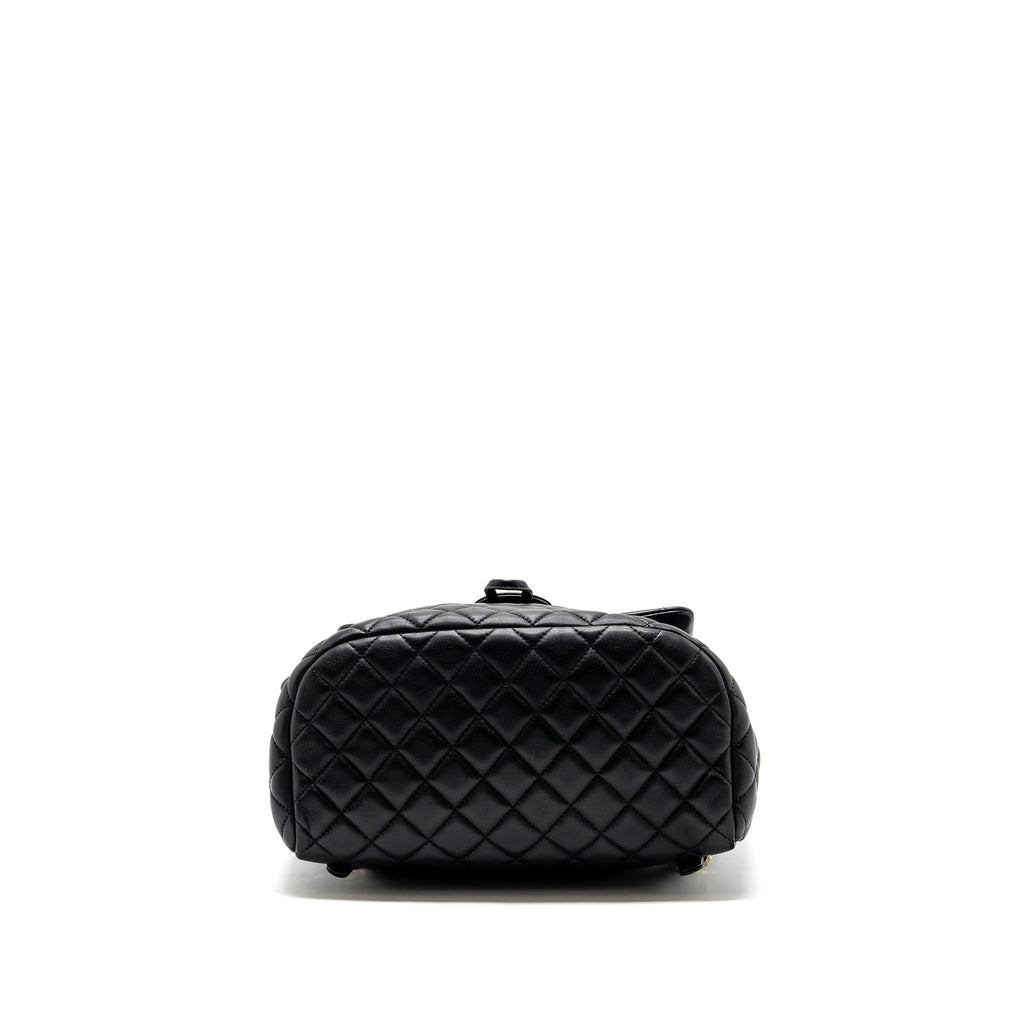QUILTED FLAP BACKPACK LAMBSKIN BLACK GHW