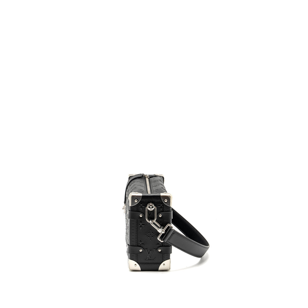 SIDE TRUNK MONOGRAM DEBOSSED CALFSKIN BLACK SHW