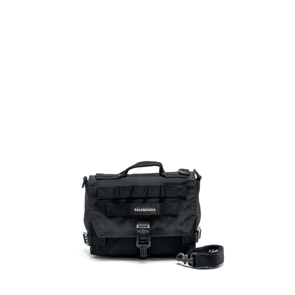 ARMY MESSENGER BAG BLACK RECYCLED NYLON BLACK/BLACK HARDWARE