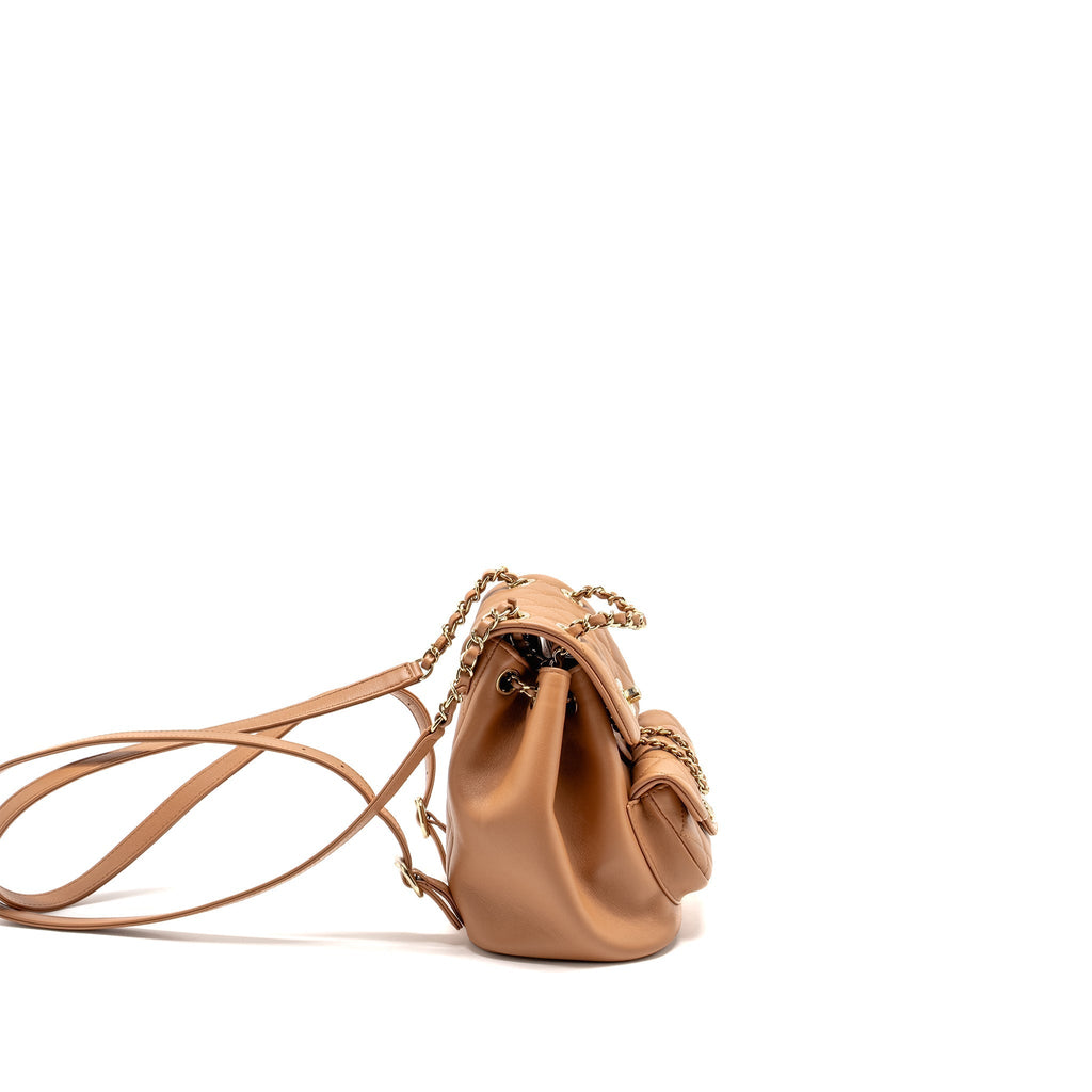 24P MINI DUMA BACKPACK CALFSKIN CARAMEL LGHW (MICROCHIP)