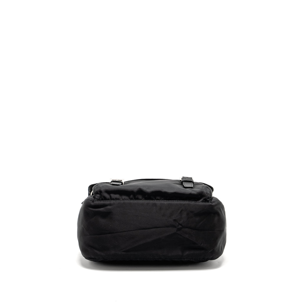 MESSENGER BAG RE-NYLON BLACK SHW