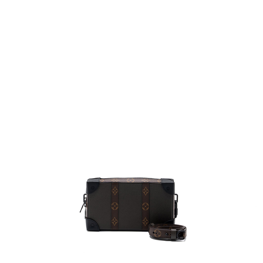 SOFT TRUNK WALLET TAIGA / MONOGRAM CANVAS KHAKI GREEN WITH BLACK HARDWARE