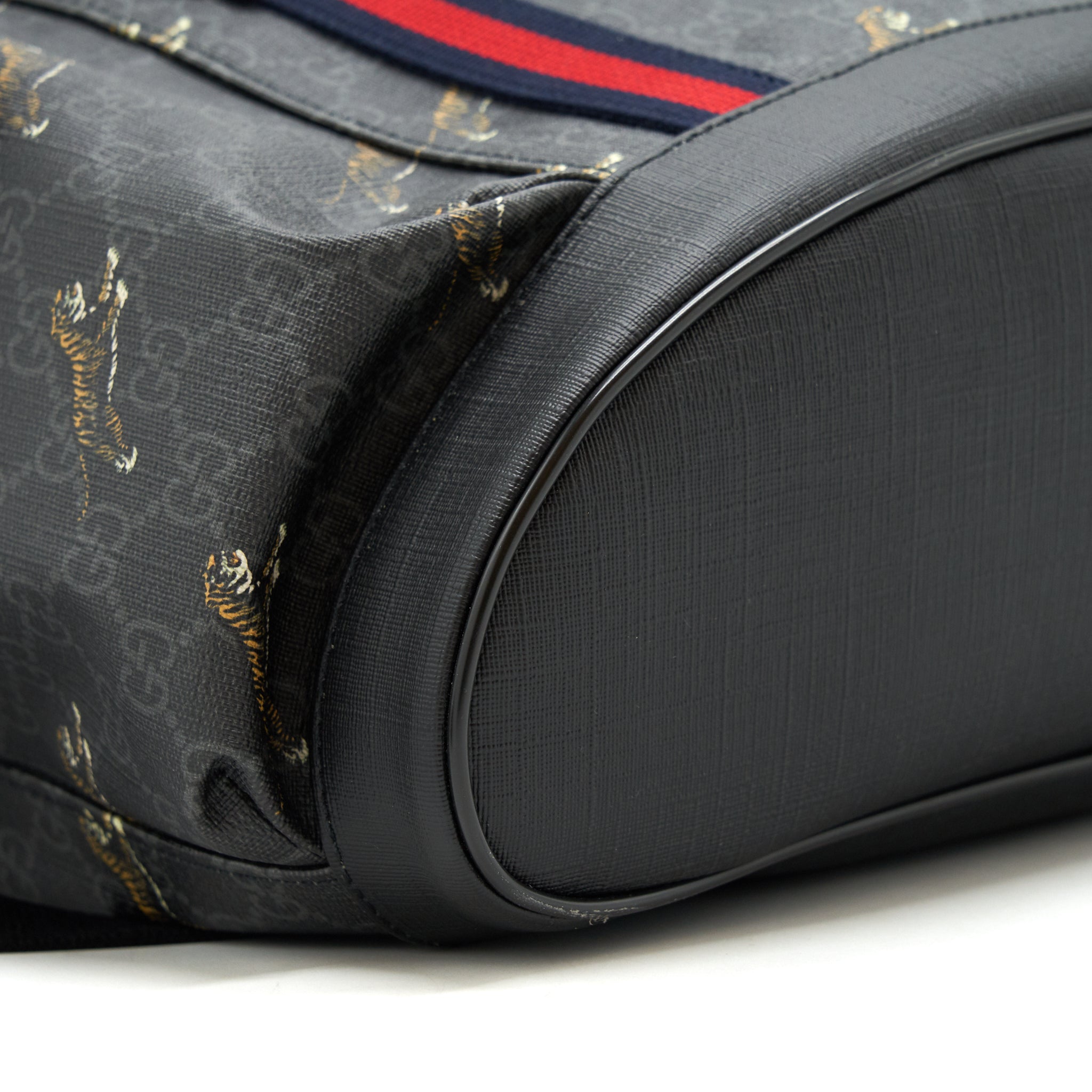MEN BLACK BACKPACK
