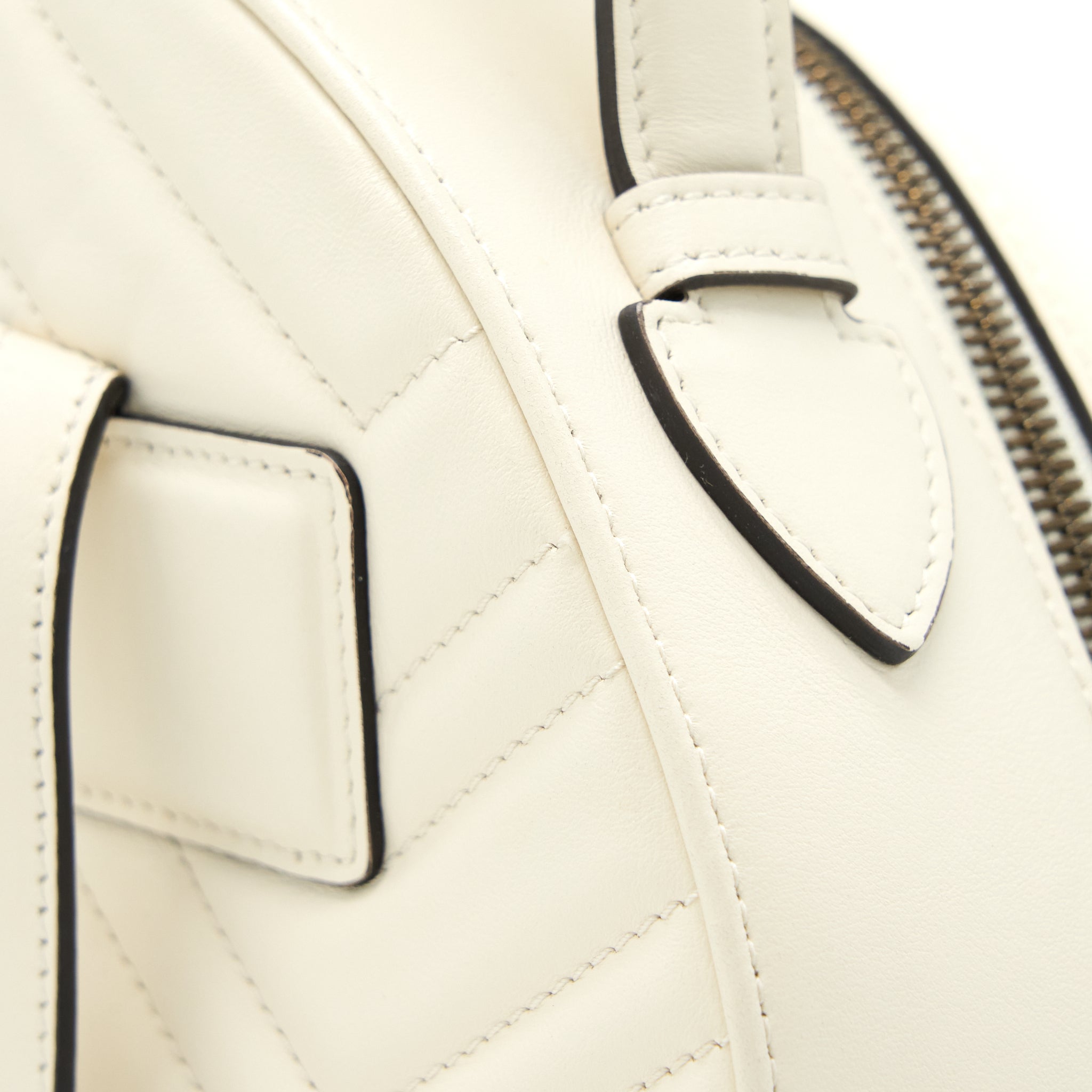 GG MARMONT BACKPACK CALFSKIN WHITE GHW