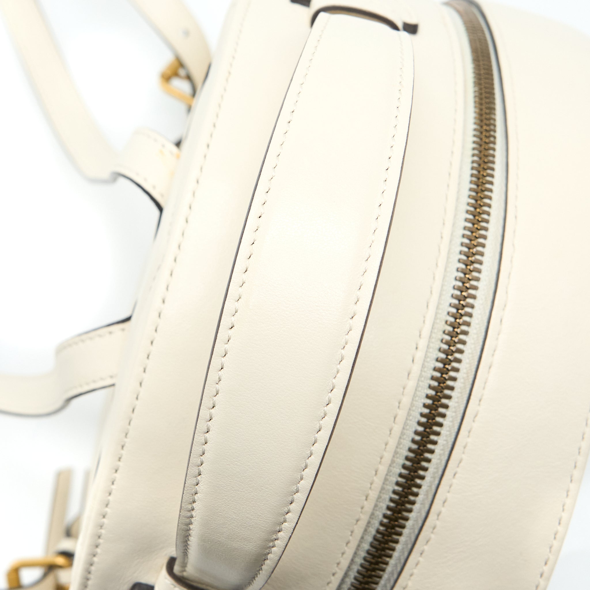 GG MARMONT BACKPACK CALFSKIN WHITE GHW