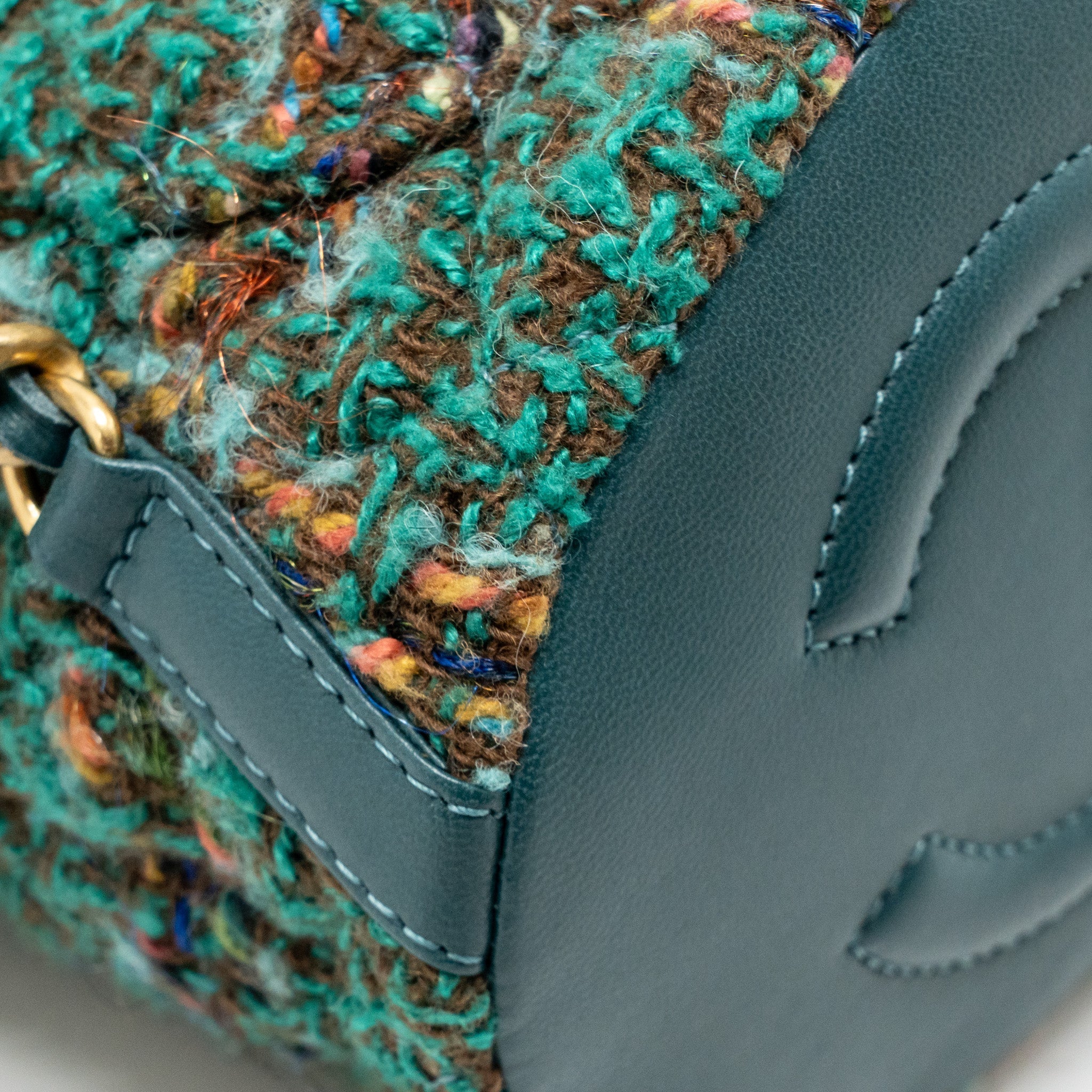 BUCKET BACKPACK WITH CASE TWEED/LAMBSKIN DARK GREEN/MULTICOLOUR GHW (MICROCHIP)
