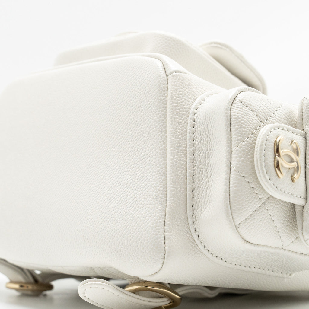 23K TRIPLE POCKET MINI BACKPACK CAVIAR WHITE LGHW (MICROCHIP)