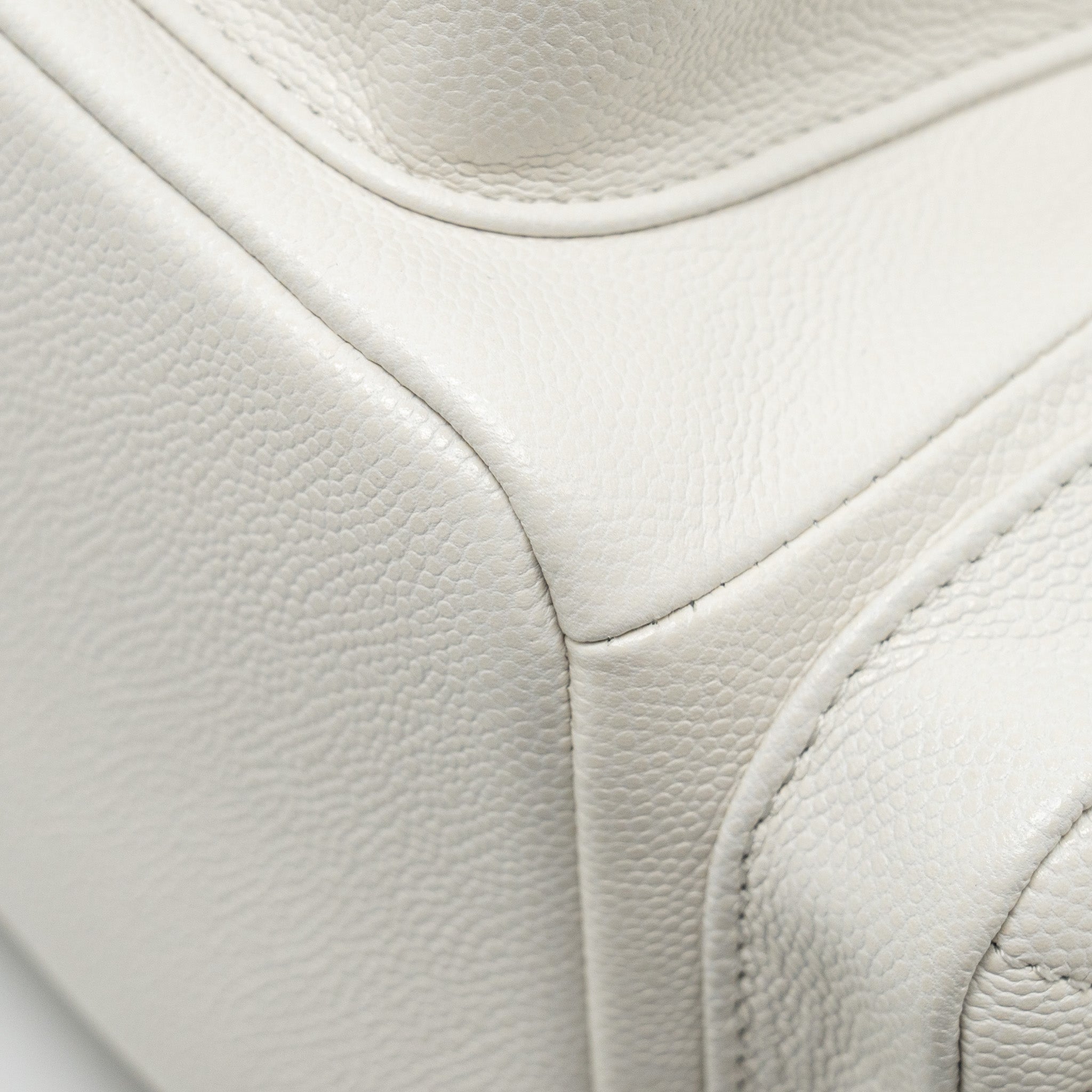 23K TRIPLE POCKET MINI BACKPACK CAVIAR WHITE LGHW (MICROCHIP)
