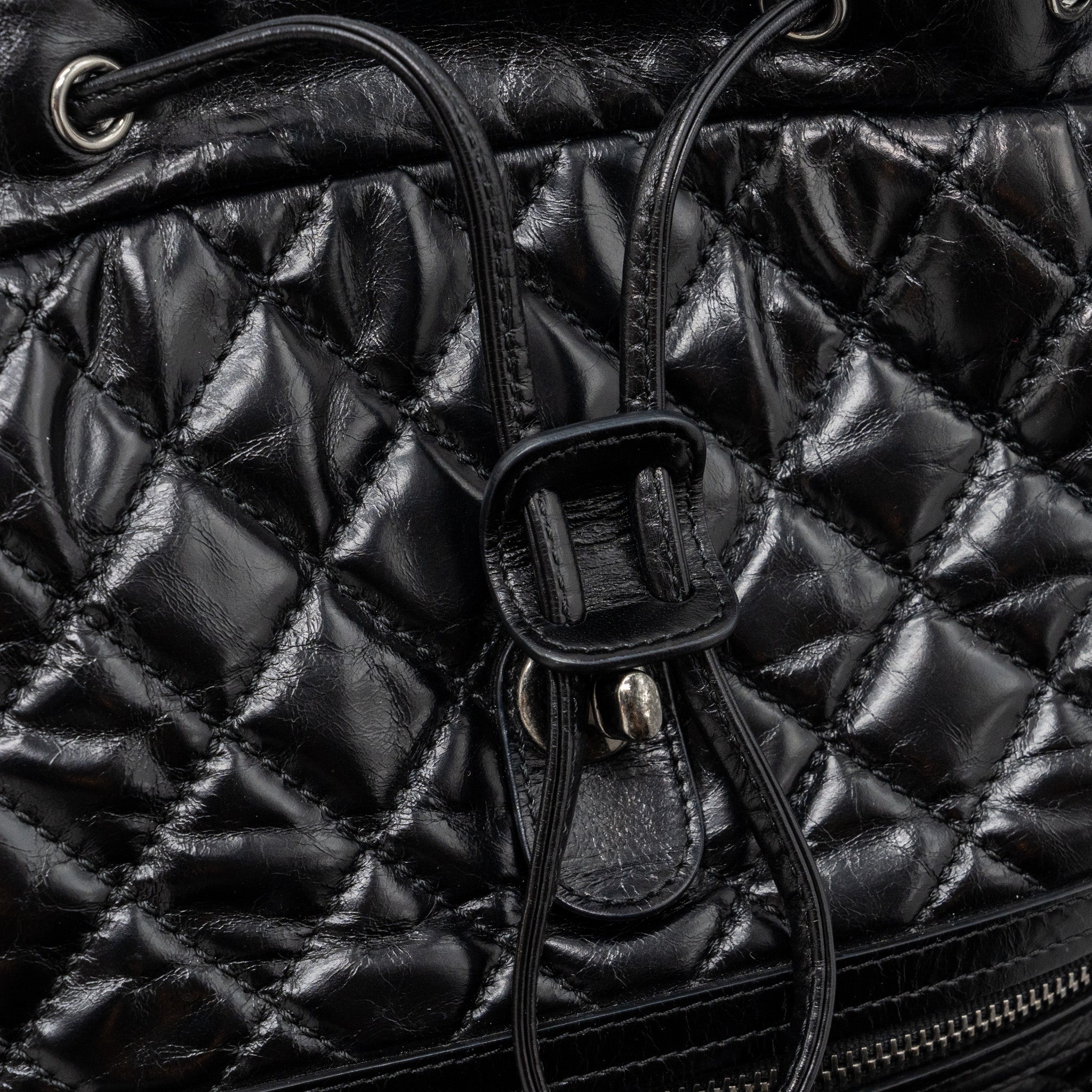 LARGE QUILTED MOUNTAIN  BACKPACK CALFSKIN BLACK SHW