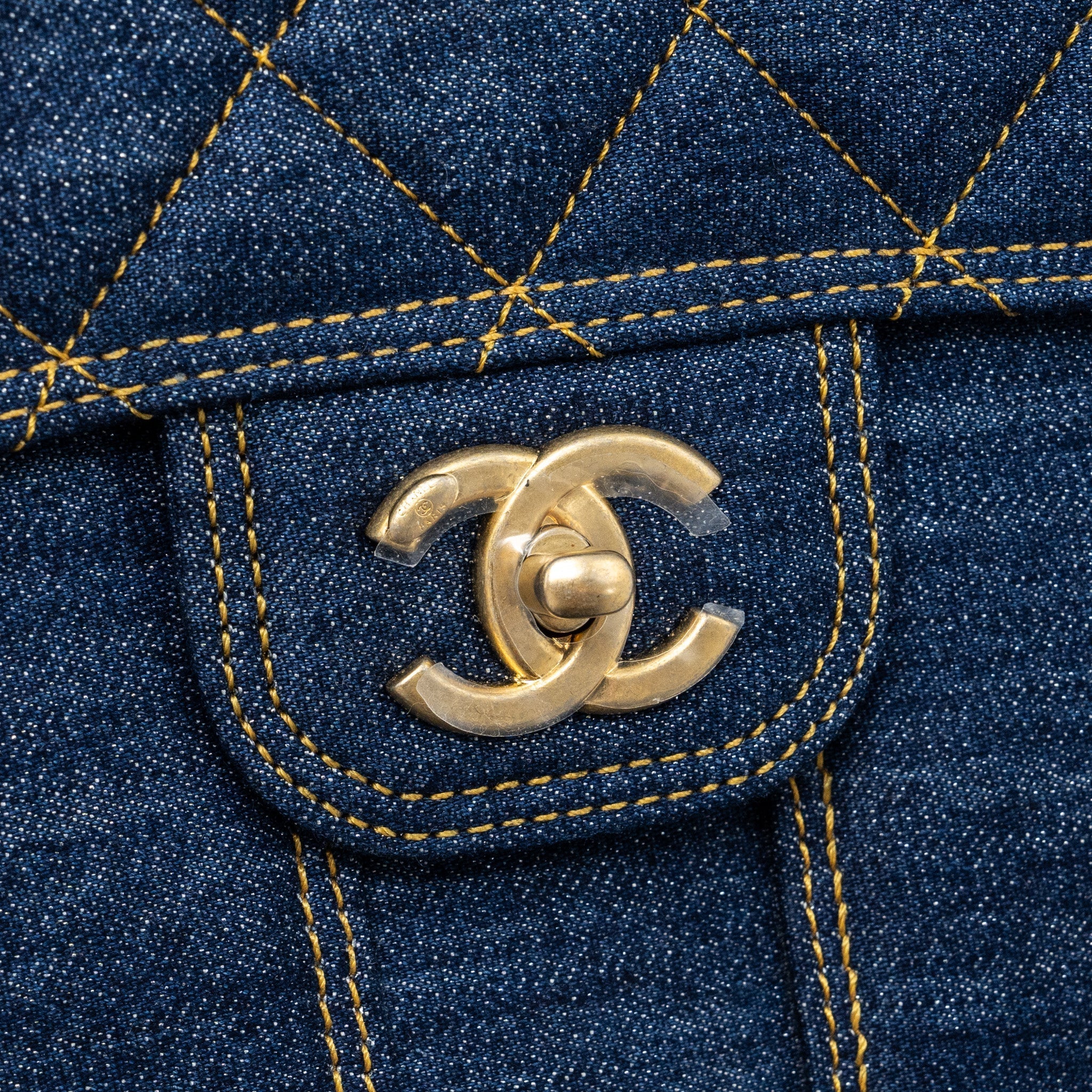 23S FLAP BACKPACK DENIM BLUE WITH GHW (MICROCHIP)
