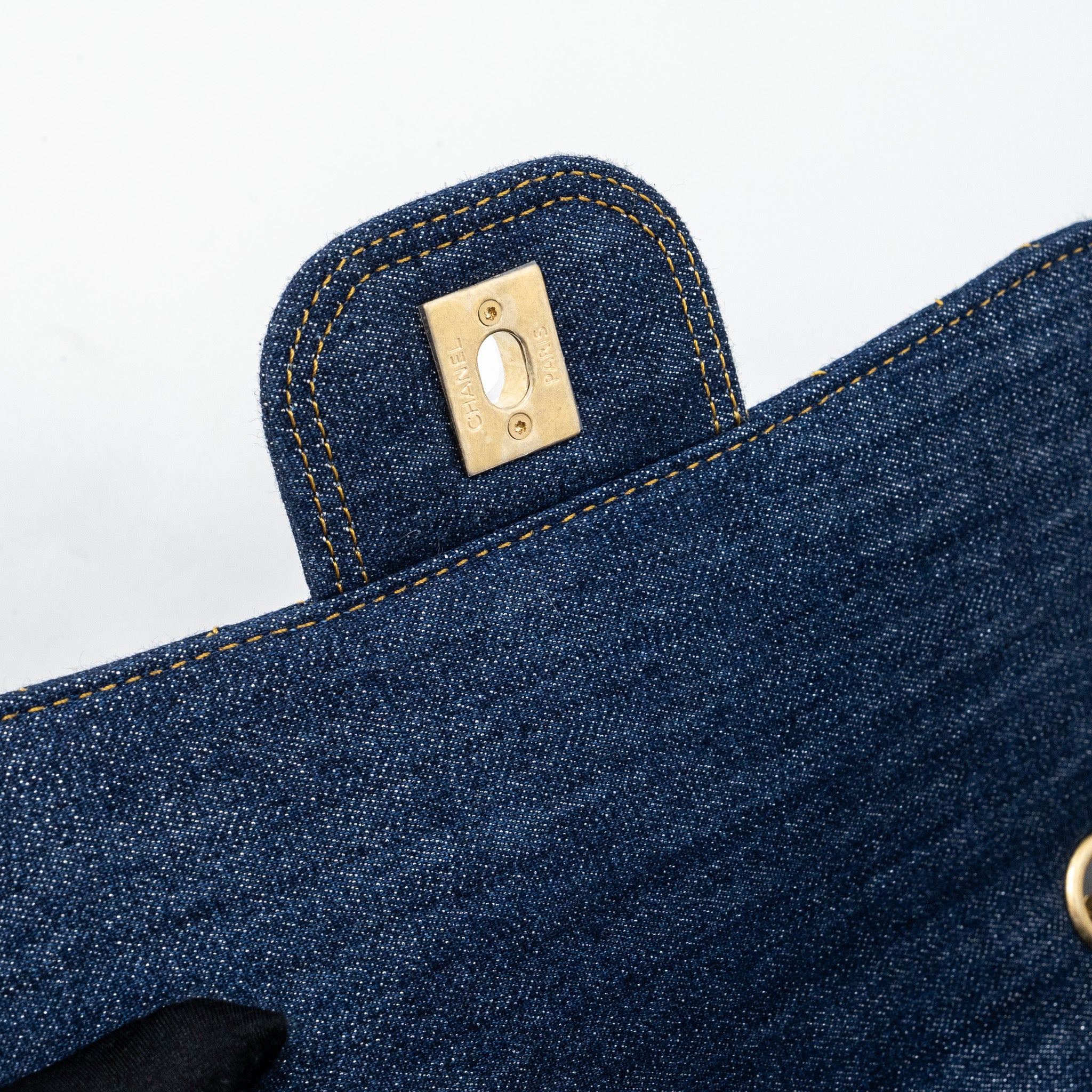 23S FLAP BACKPACK DENIM BLUE WITH GHW (MICROCHIP)