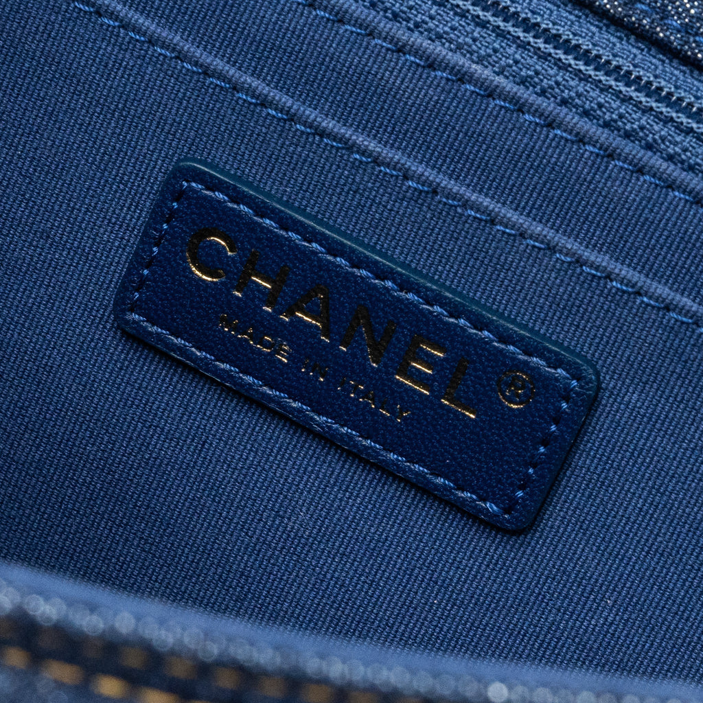 23S FLAP BACKPACK DENIM BLUE WITH GHW (MICROCHIP)