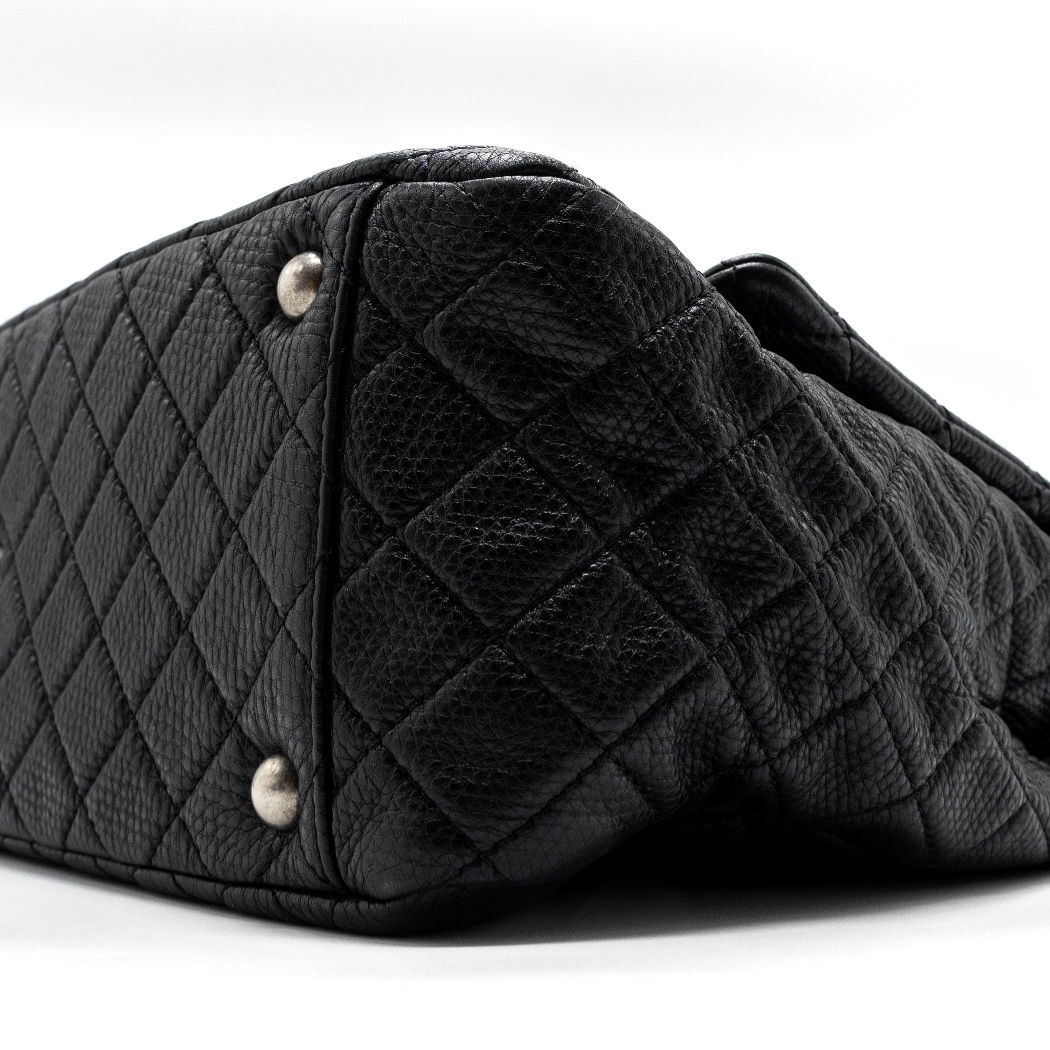 XXL CLASSIC TRAVEL FLAP CALFSKIN BLACK RUTHENIUM HARDWARE