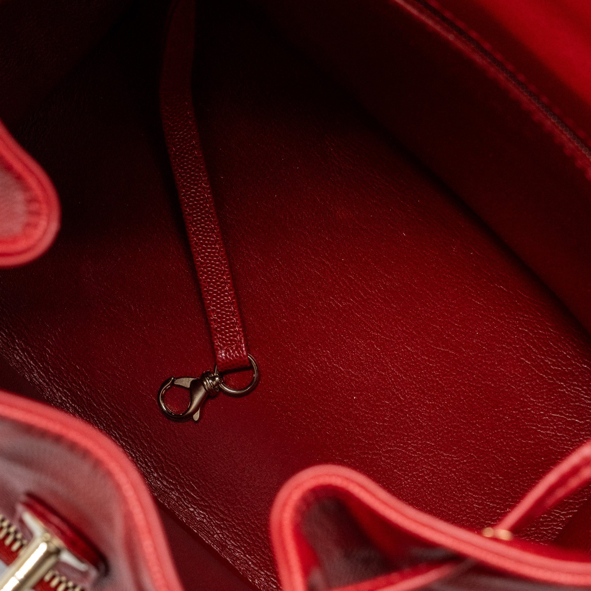 AFFINITY BACKPACK CAVIAR RED GHW