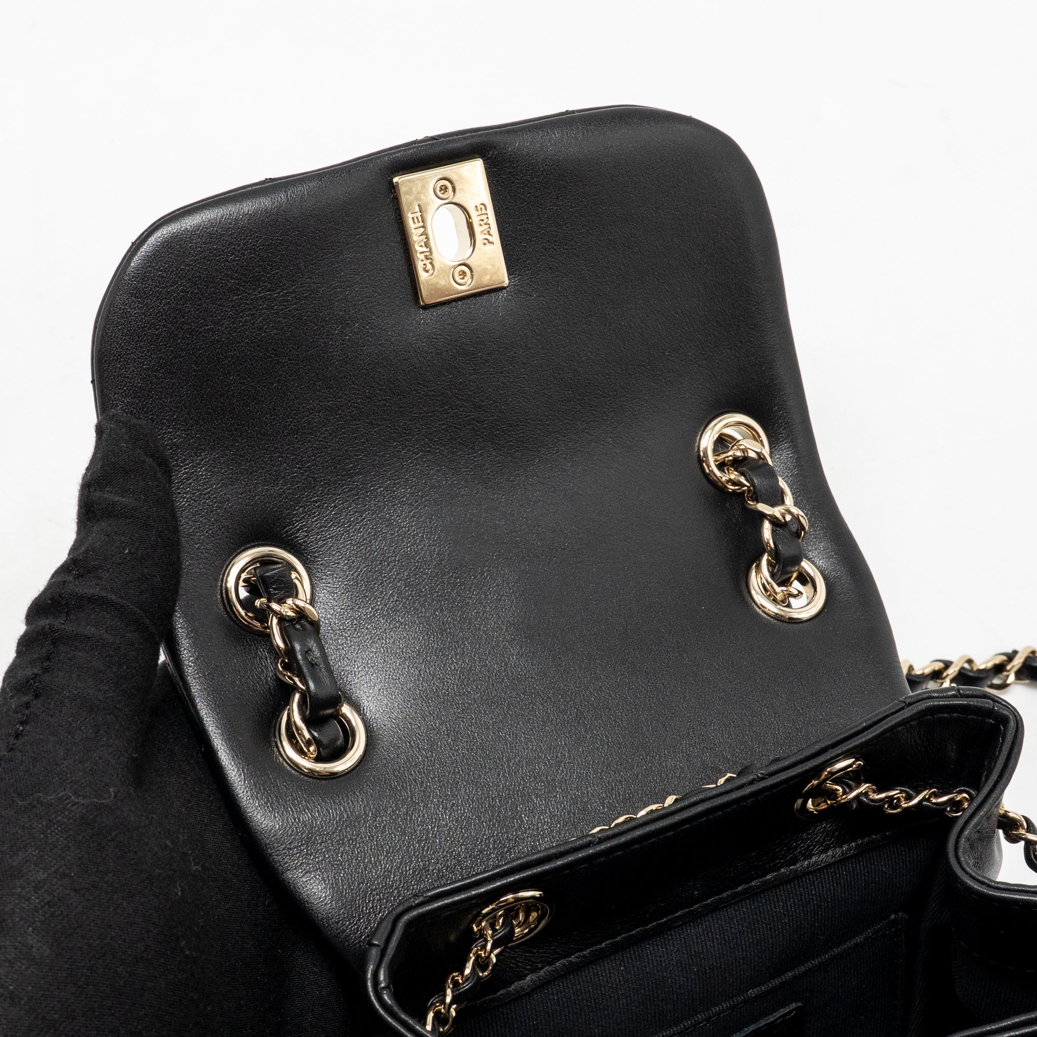 MINI DUMA BACKPACK CALFSKIN BLACK LGHW (MICROCHIP)