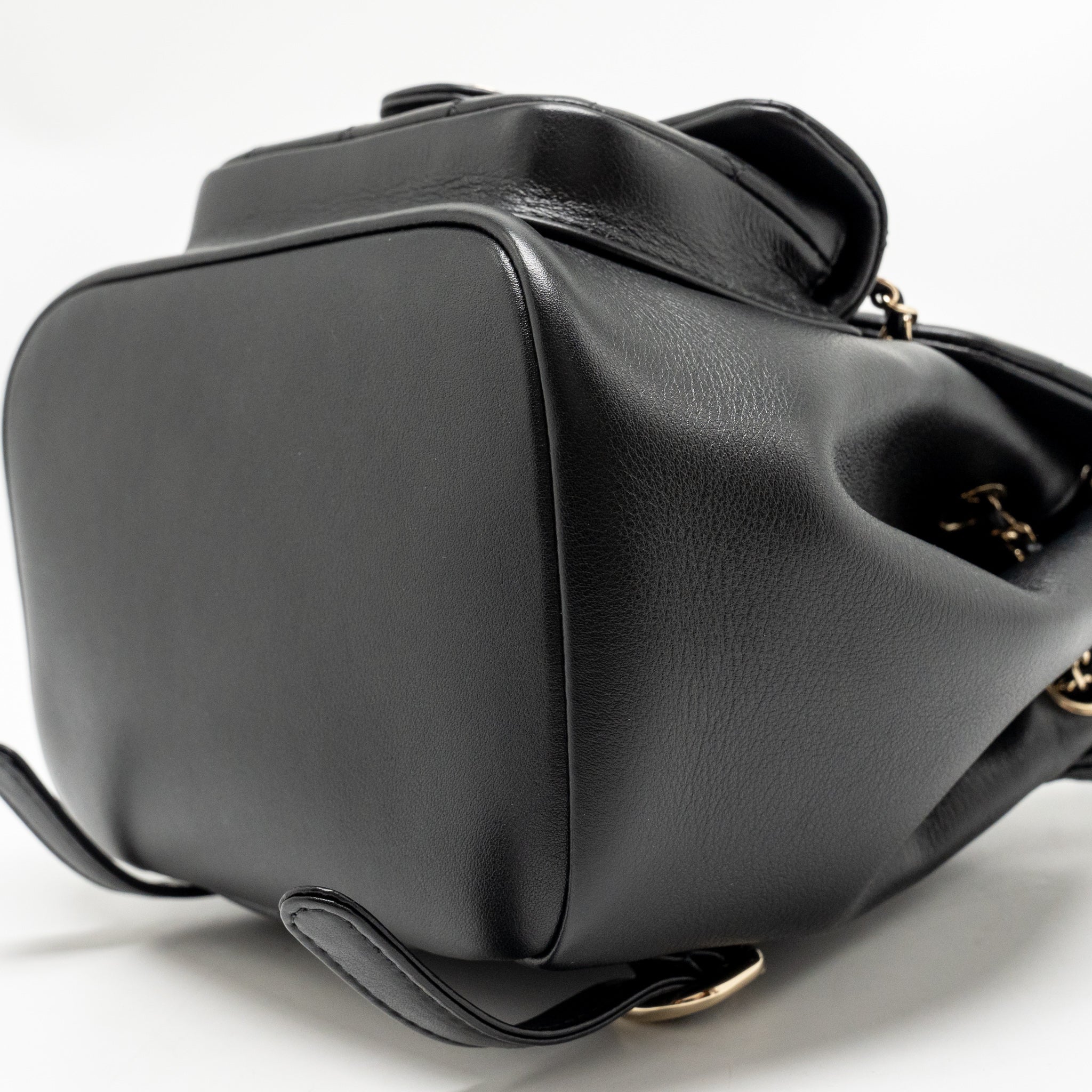 MINI DUMA BACKPACK CALFSKIN BLACK LGHW (MICROCHIP)