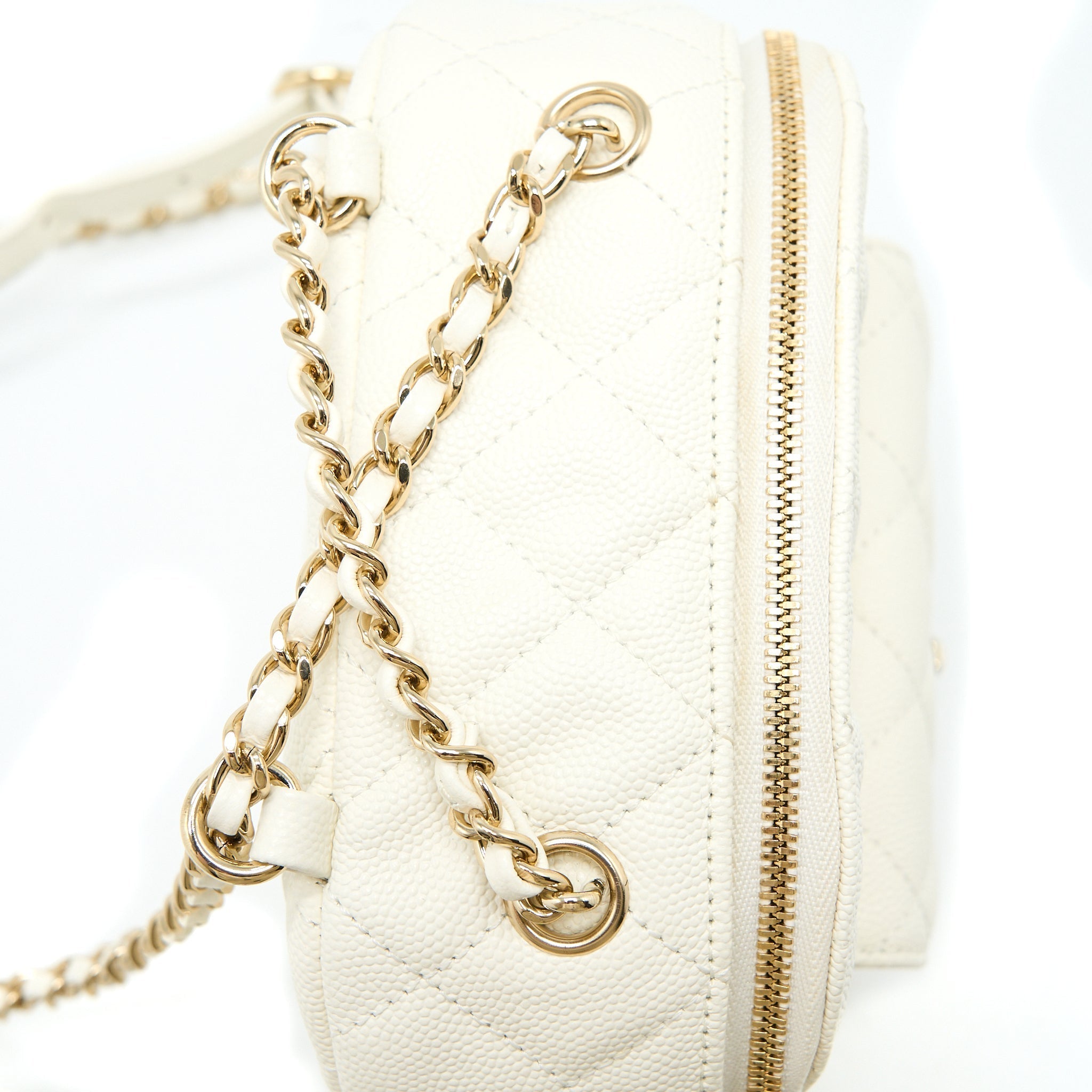 QUILTED MINI CC DAY BACKPACK CAVIAR WHITE LGHW