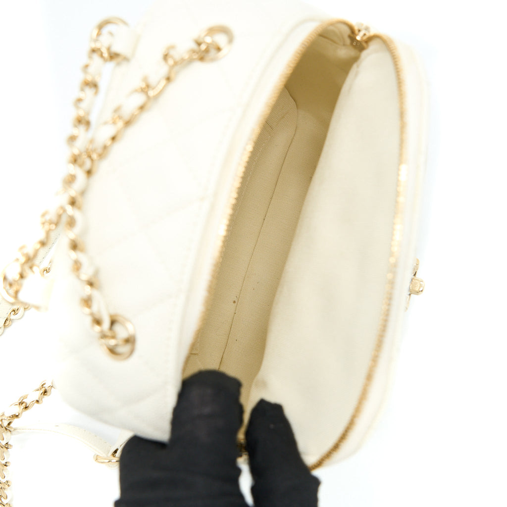 QUILTED MINI CC DAY BACKPACK CAVIAR WHITE LGHW