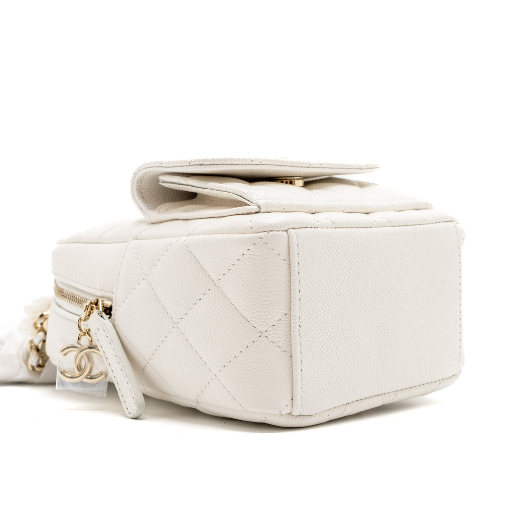 24C MINI BACKPACK/CROSSBODY BAG CAVIAR WHITE LGHW (MICROCHIP)