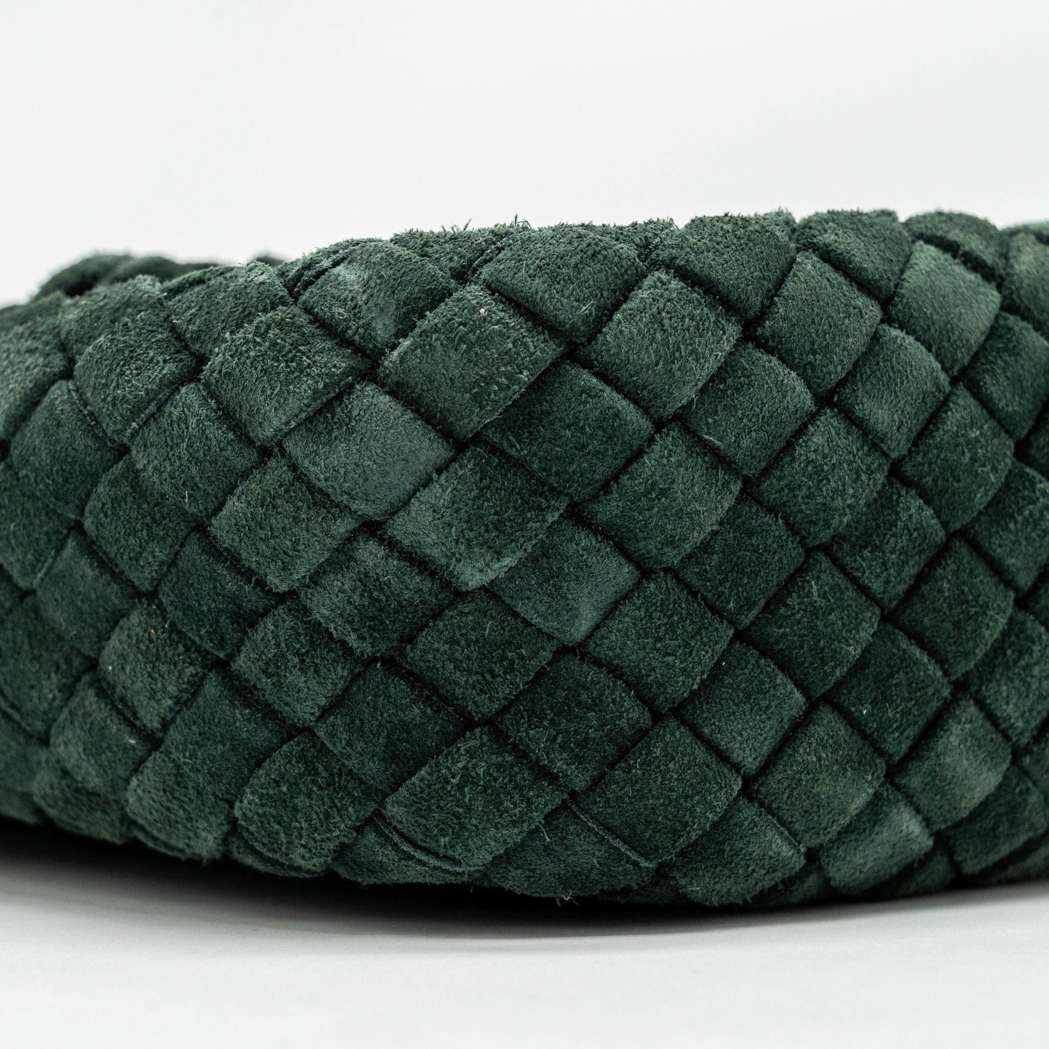 COBBLE MESSENGER BAG INTRECCIATO-WOVEN PADDED SUEDE DARK GREEN GHW