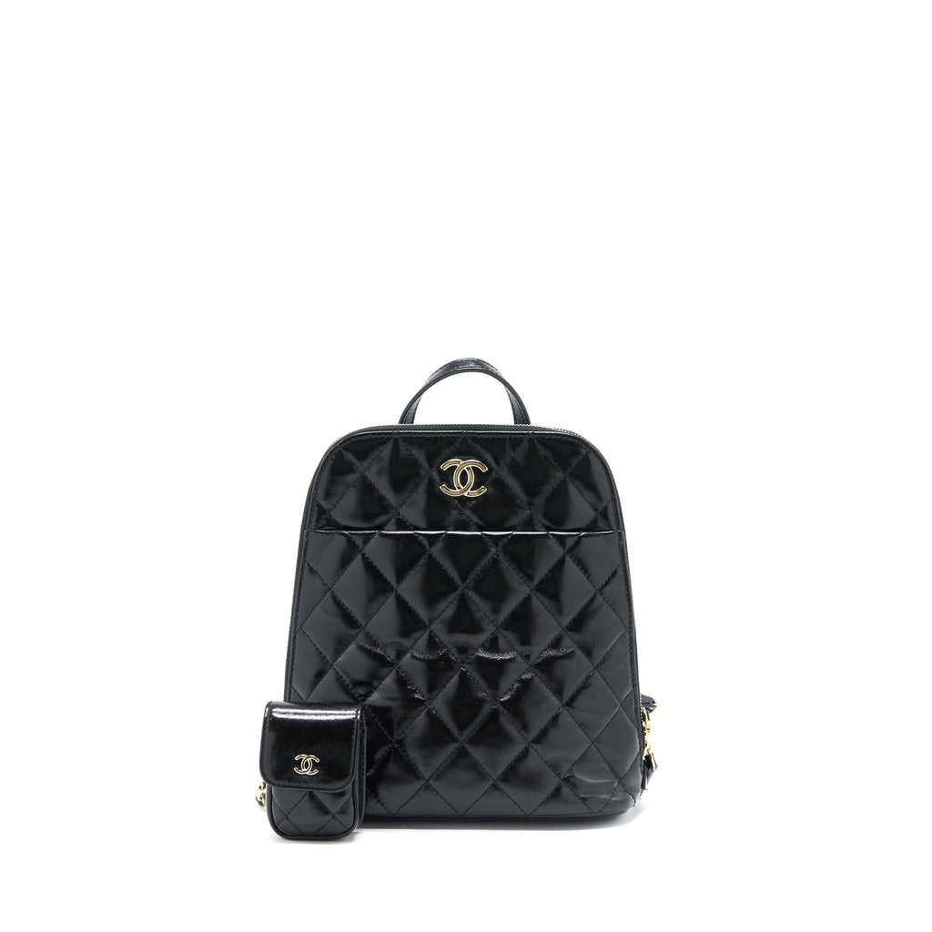22A QUILTED BACKPACK SHINY CALFSKIN BLACK LGHW (MICROCHIP)