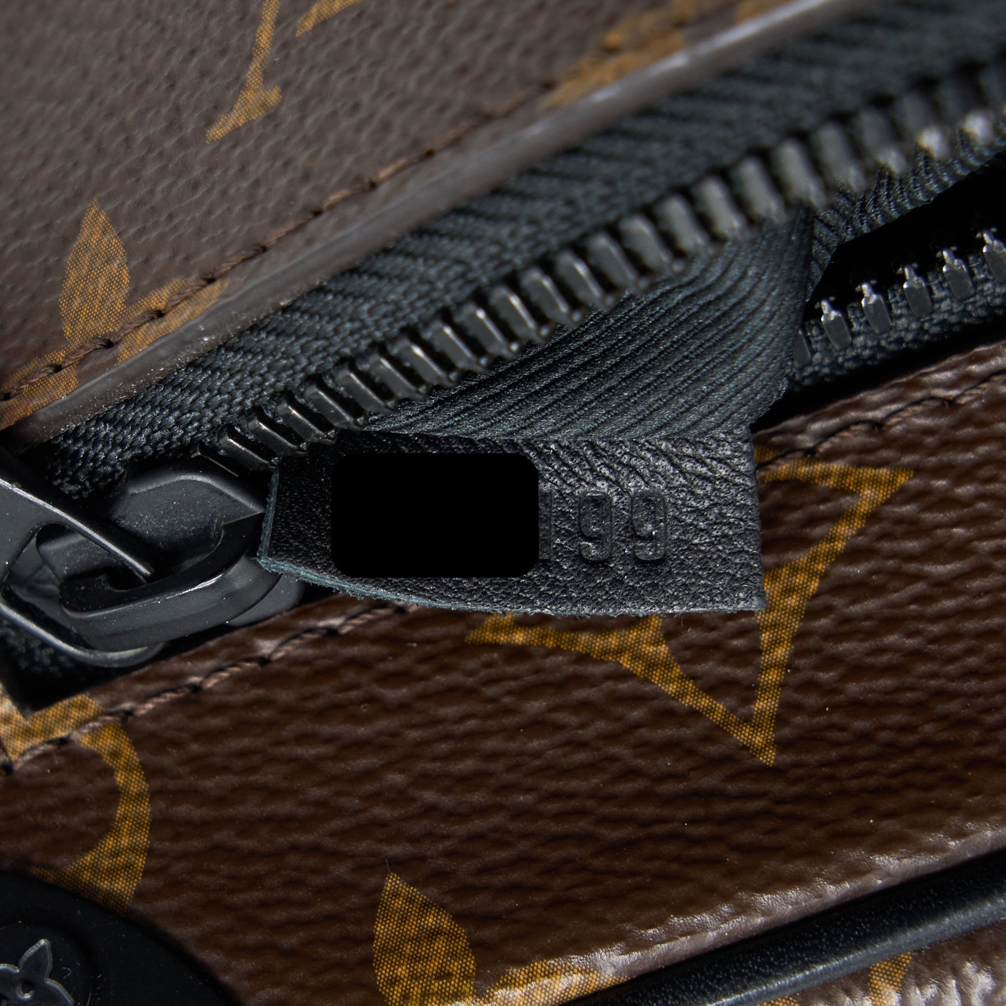 MINI SOFT TRUNK MONOGRAM CANVAN MATT-BLACK HARDWARE