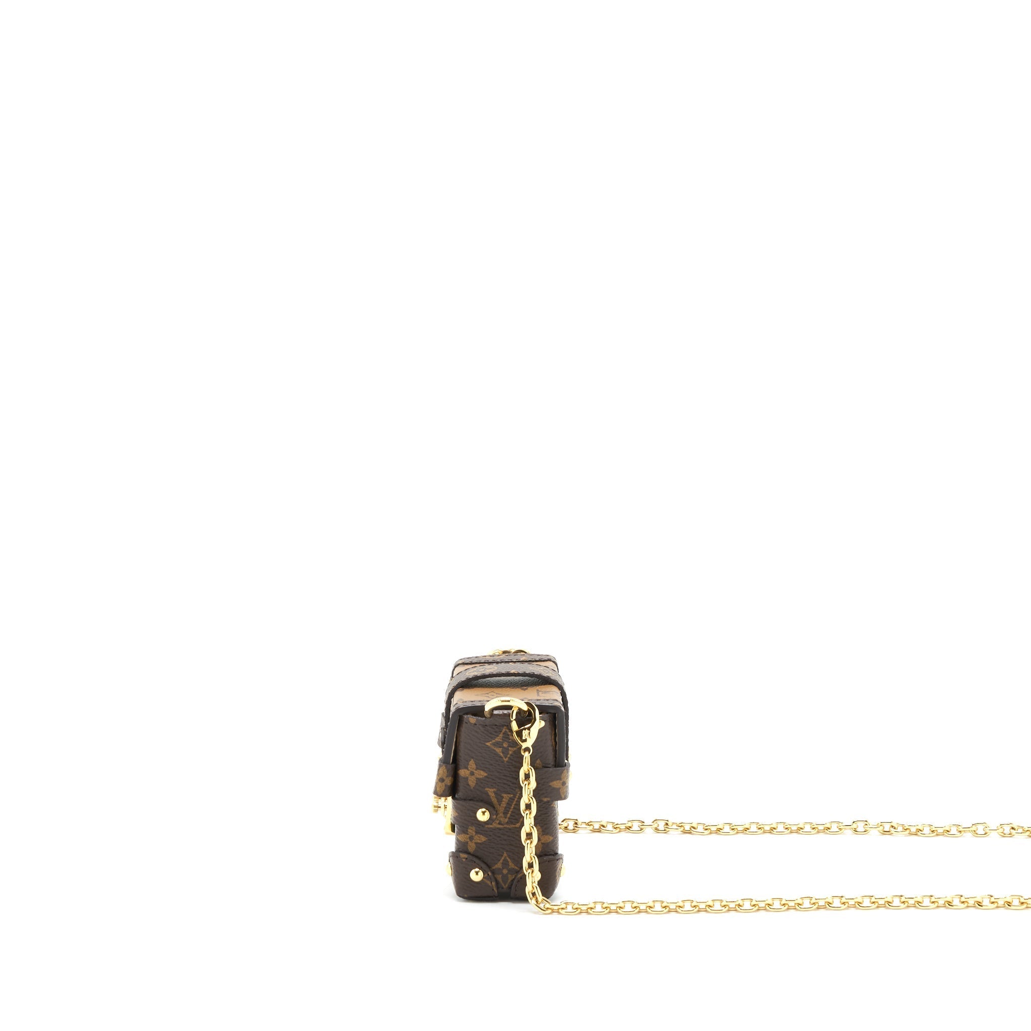 ESSENTIAL TRUNK WITH CHAIN REVERSE MONOGRAM