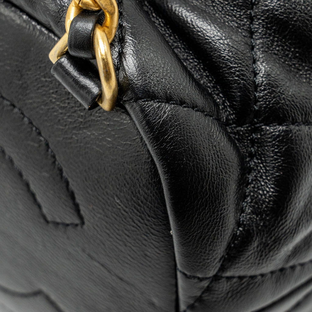 22S CANDY CHAINS MINI BUCKET BACKPACK LAMBSKIN BLACK GHW (MICROCHIP)