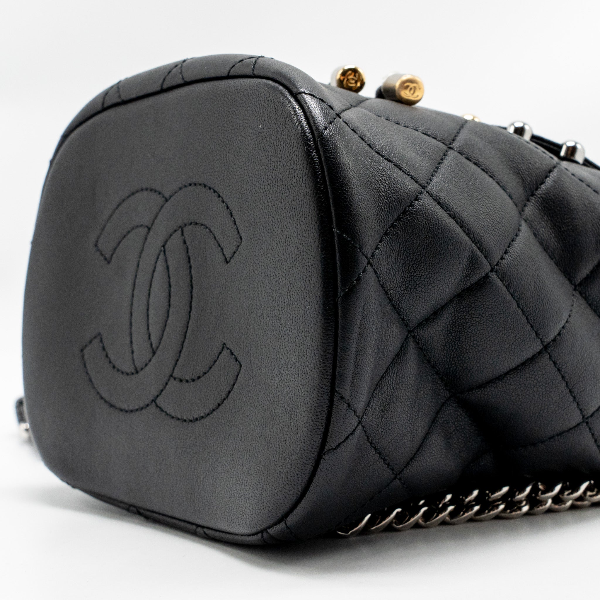 QUILTED METALLIC BUBBLE BACKPACK LAMBSKIN BLACK MULTICOLOUR HARDWARE