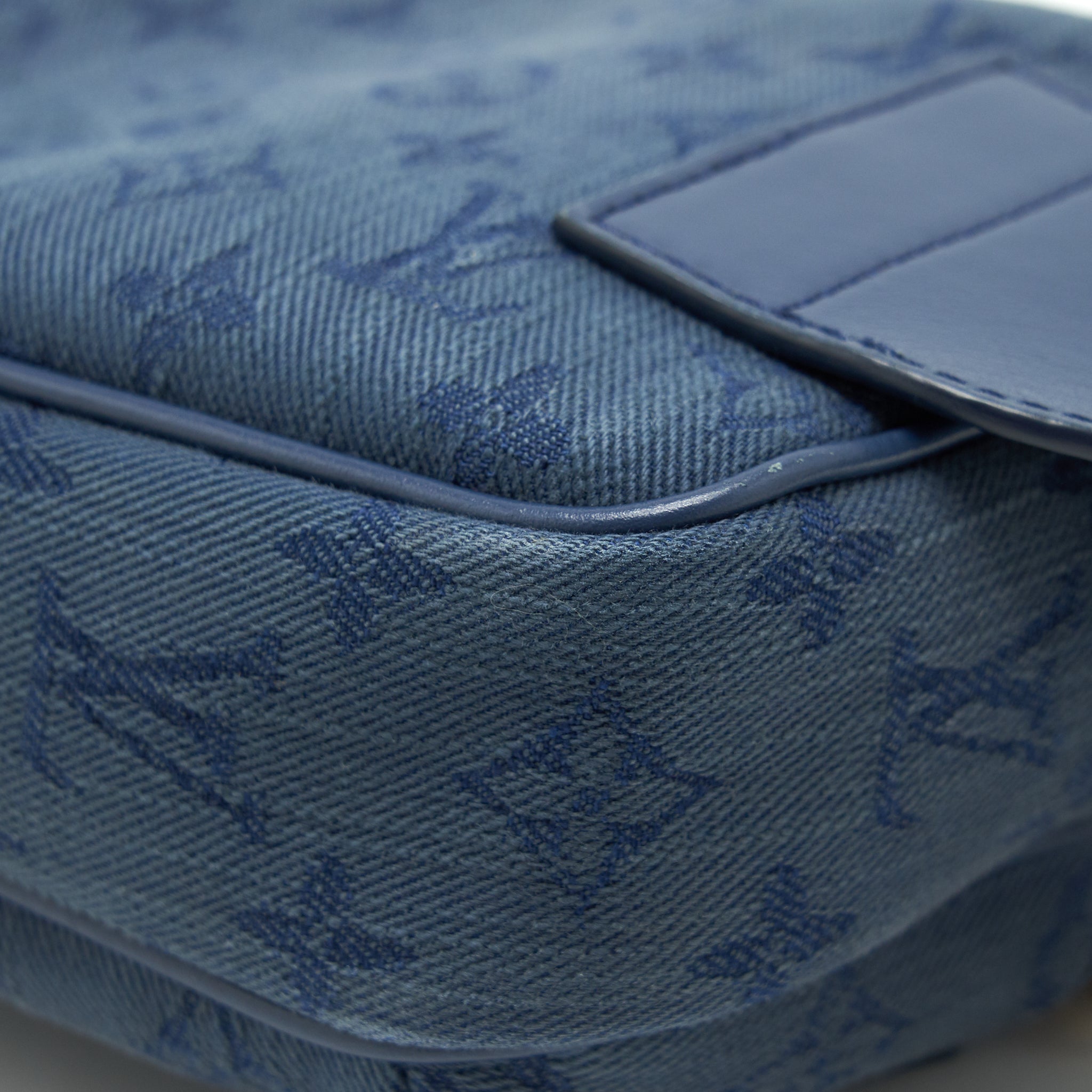 OUTDOOR BUMBAG DENIM NAVY