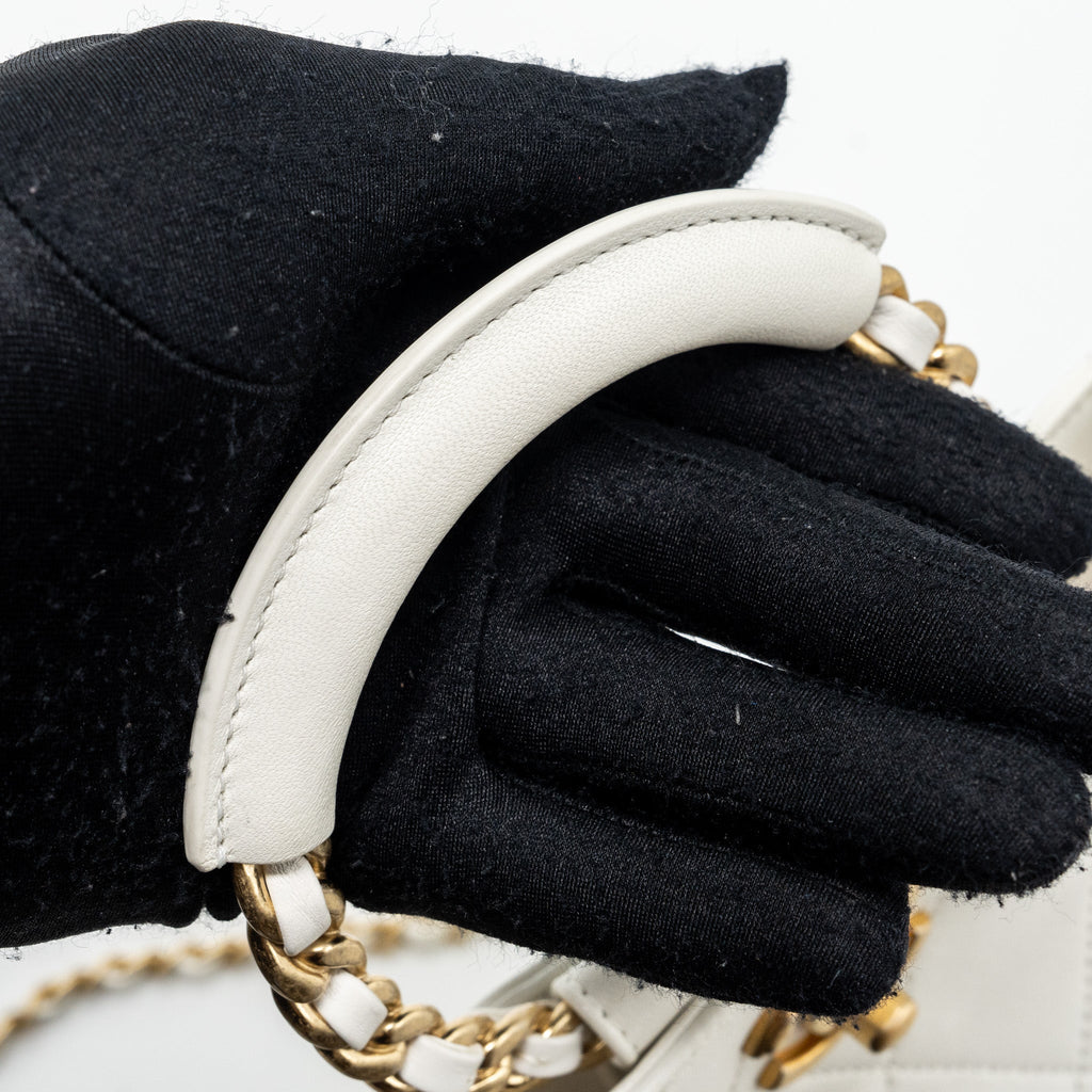 ROUND HANDLE BUCKET BACKPACK LAMBSKIN WHITE GHW