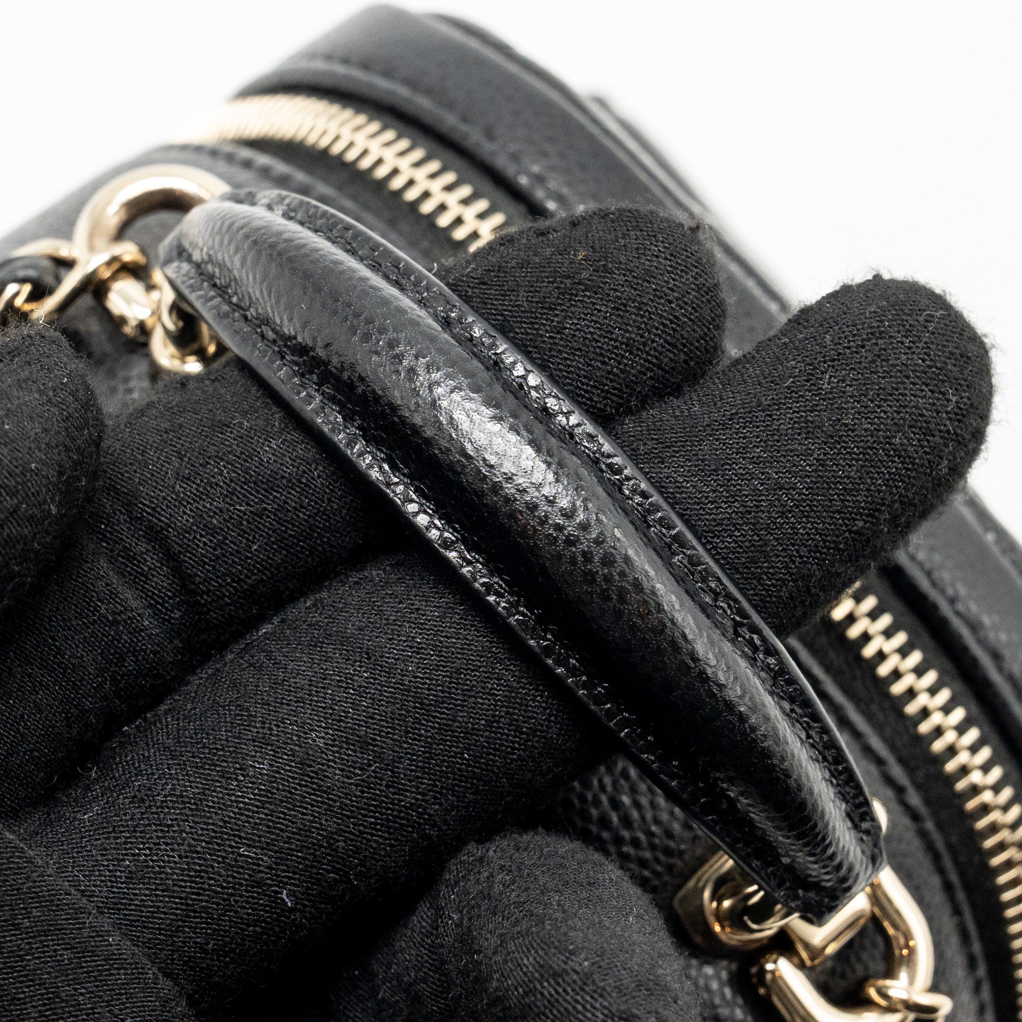 MINI BACKPACK / CROSSBODY BAG CAVIAR BLACK LGHW (MICROCHIP)