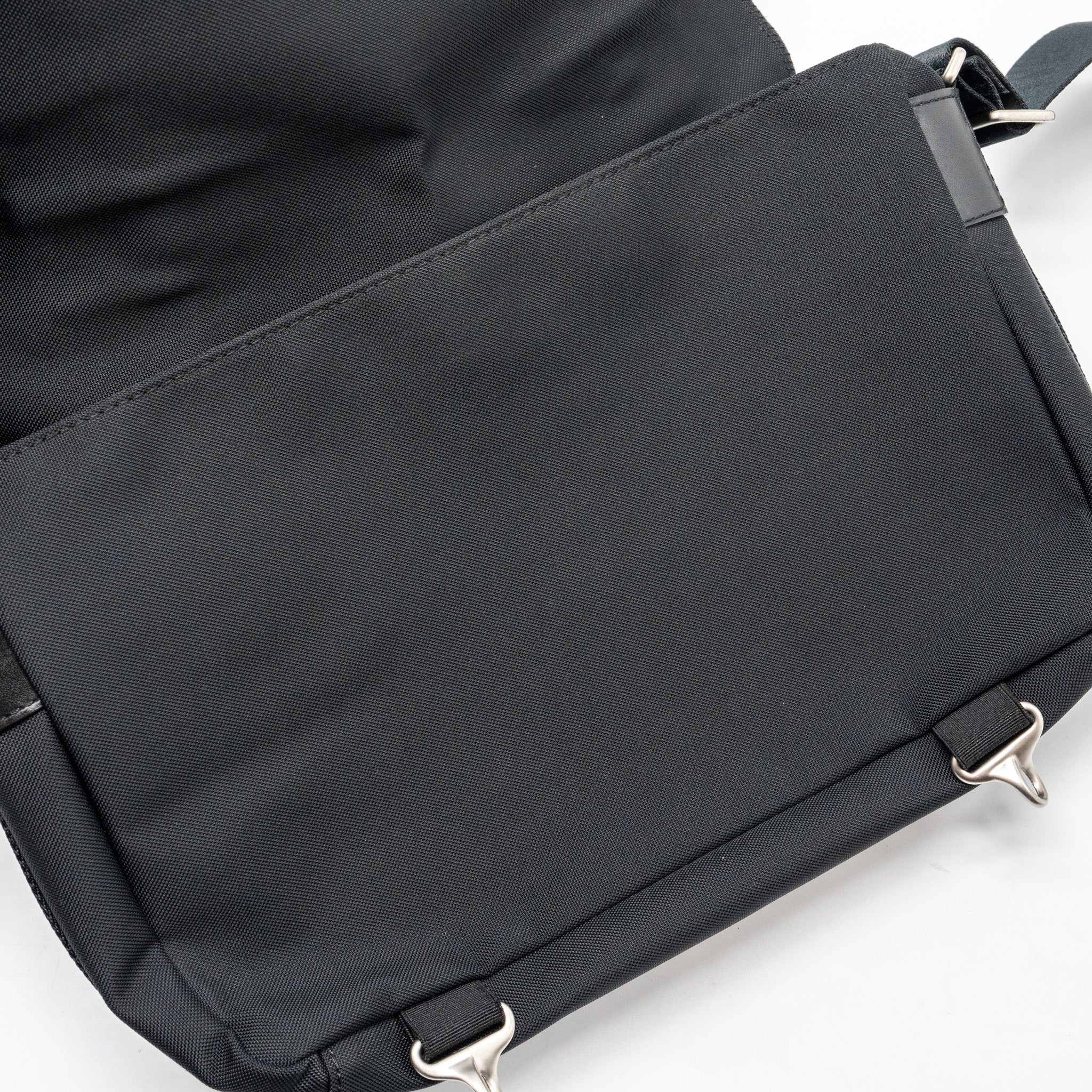 VINTAGE MESSENGER SHOULDER BAG FELT/CANVAS BLACK SHW