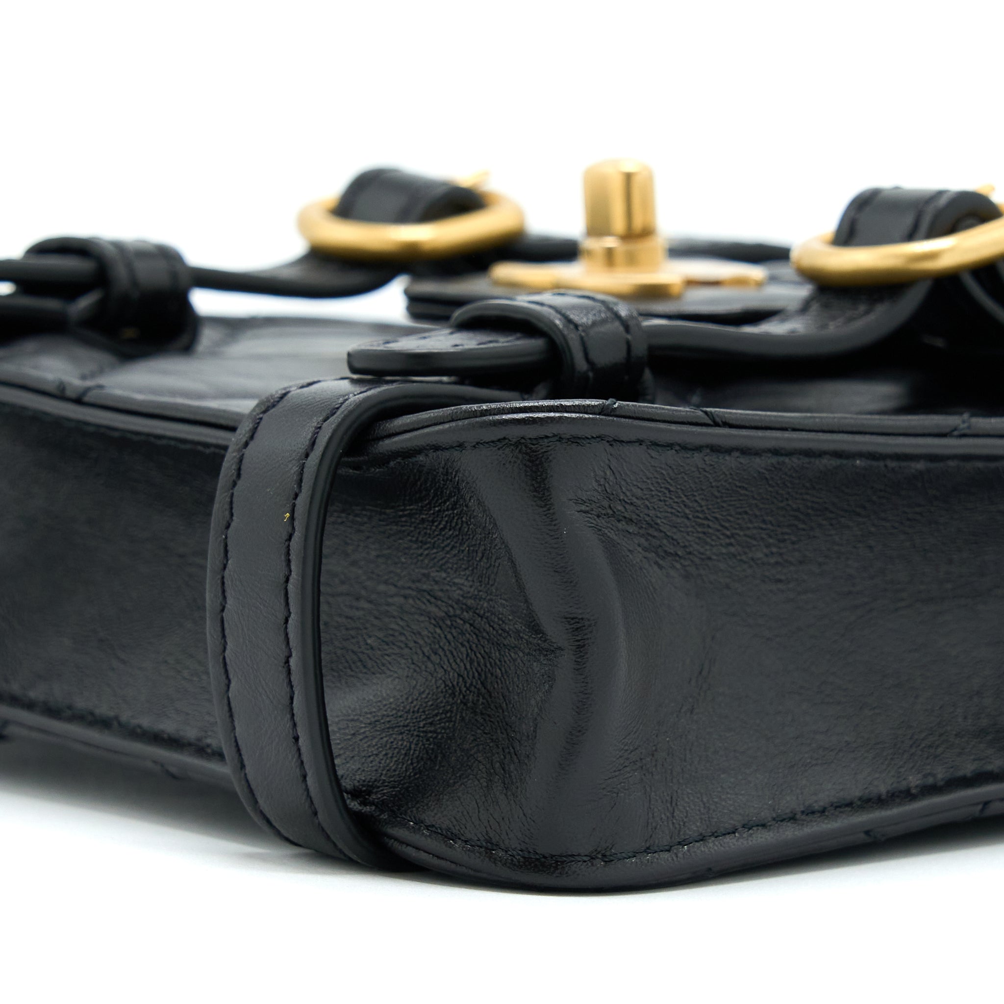 SEASONAL MESSENGER MINI FLAP BAG AGED CALFSKIN GHW (MICROCHIP)