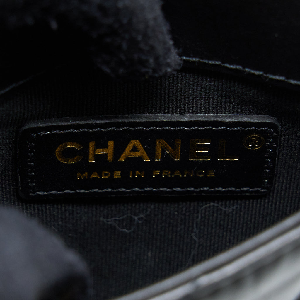 SEASONAL MESSENGER MINI FLAP BAG AGED CALFSKIN GHW (MICROCHIP)