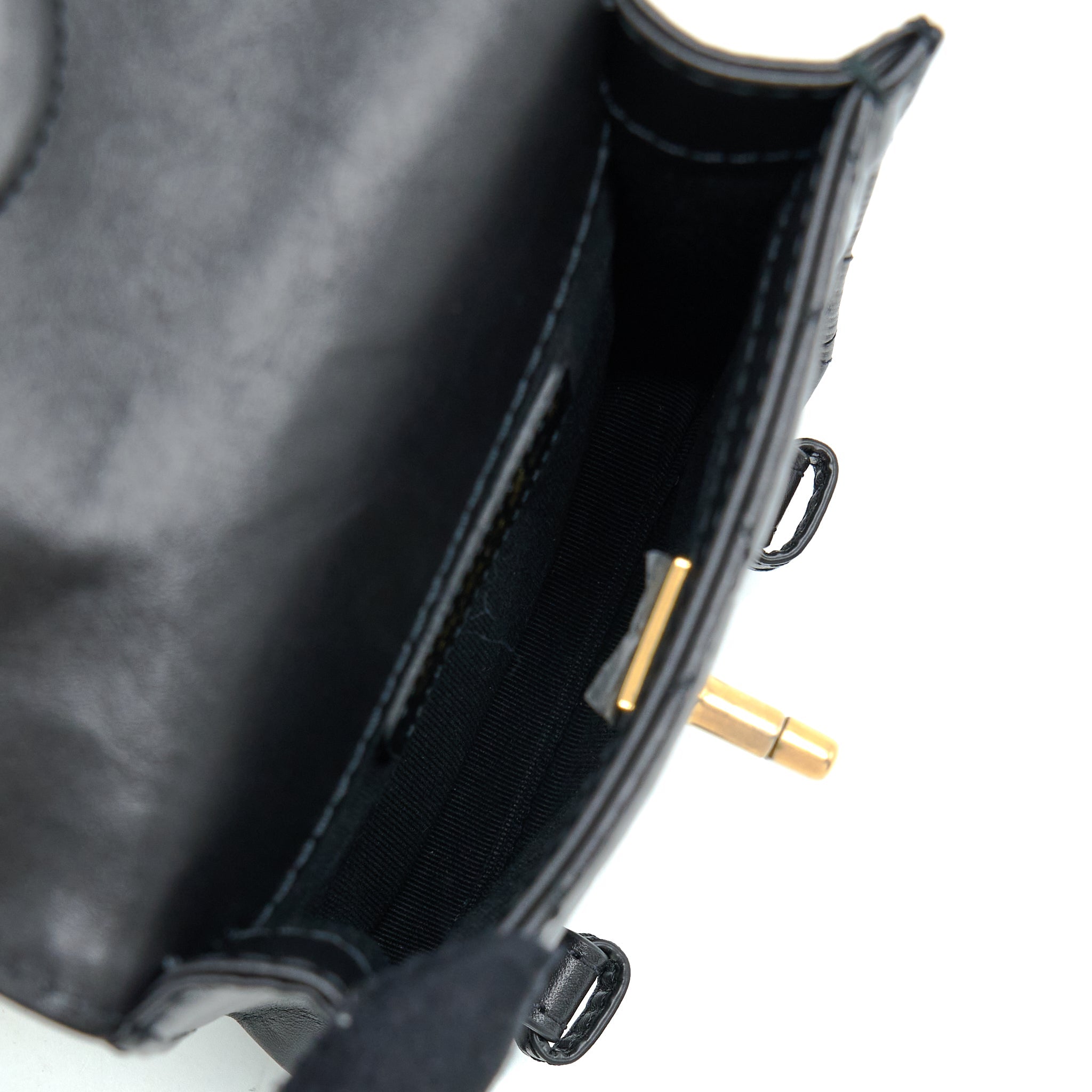 SEASONAL MESSENGER MINI FLAP BAG AGED CALFSKIN GHW (MICROCHIP)