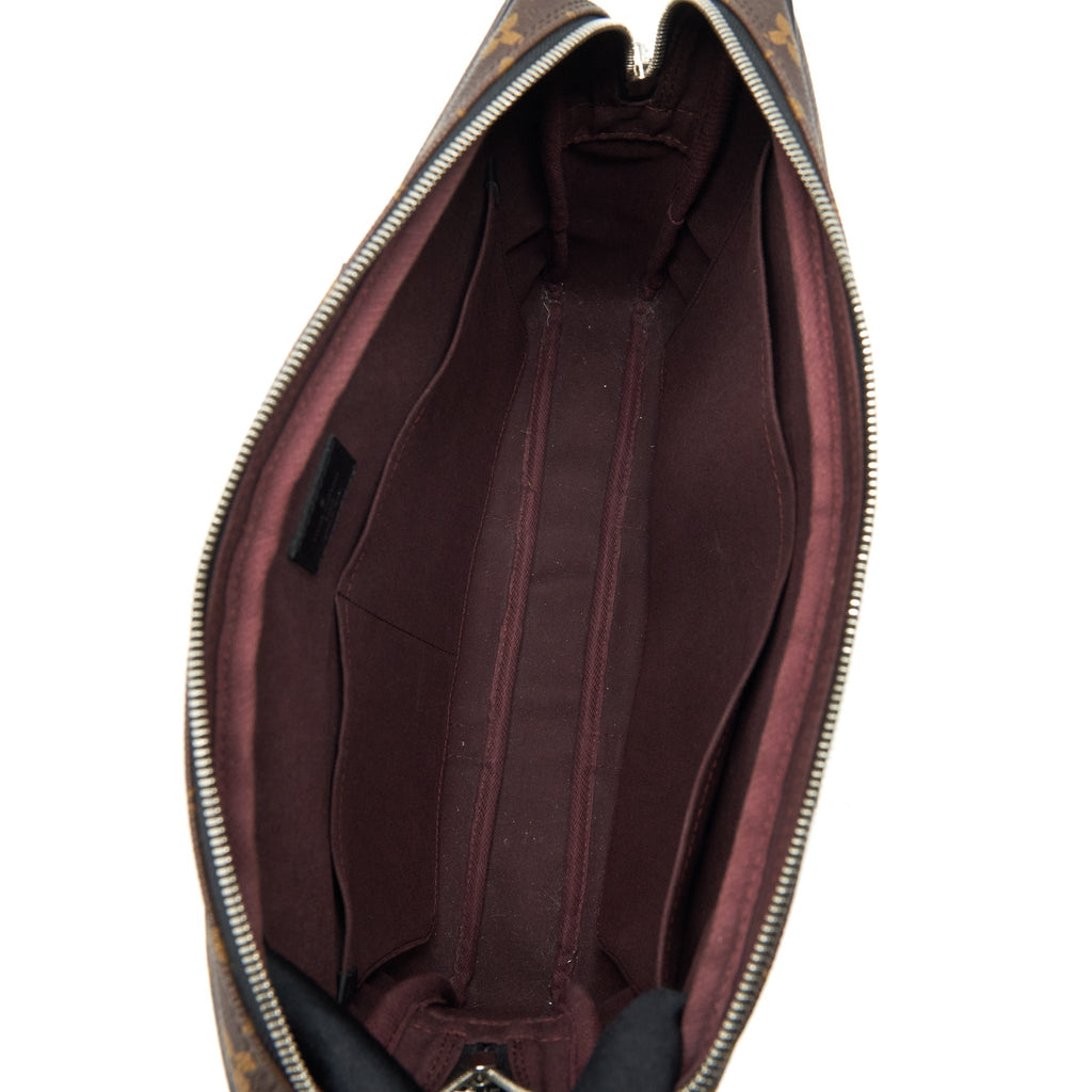 PORTE DOCUMENTS VOYAGE PM BAG MONOGRAM CANVAS